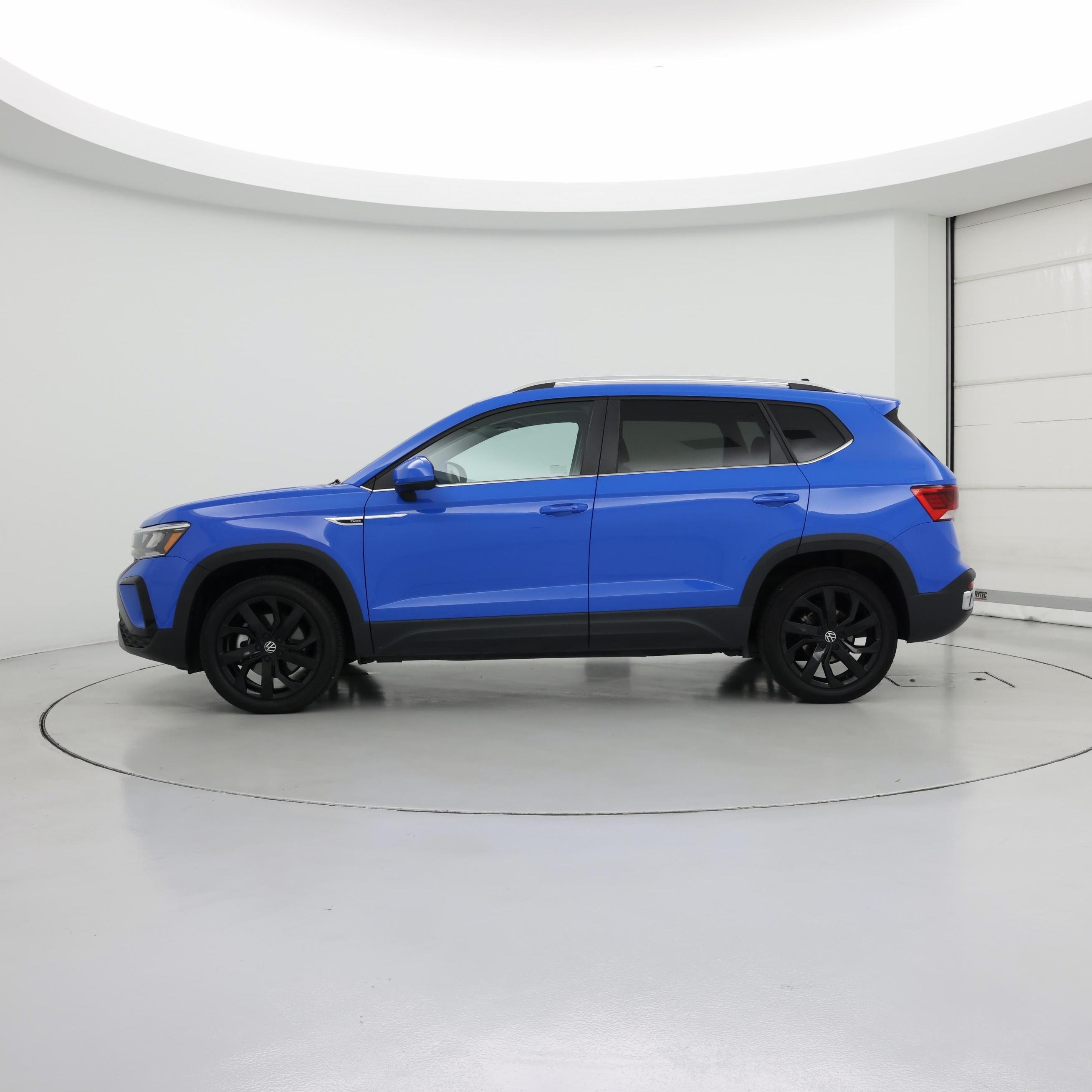Thumbnail: 2023 Volkswagen Taos - 3