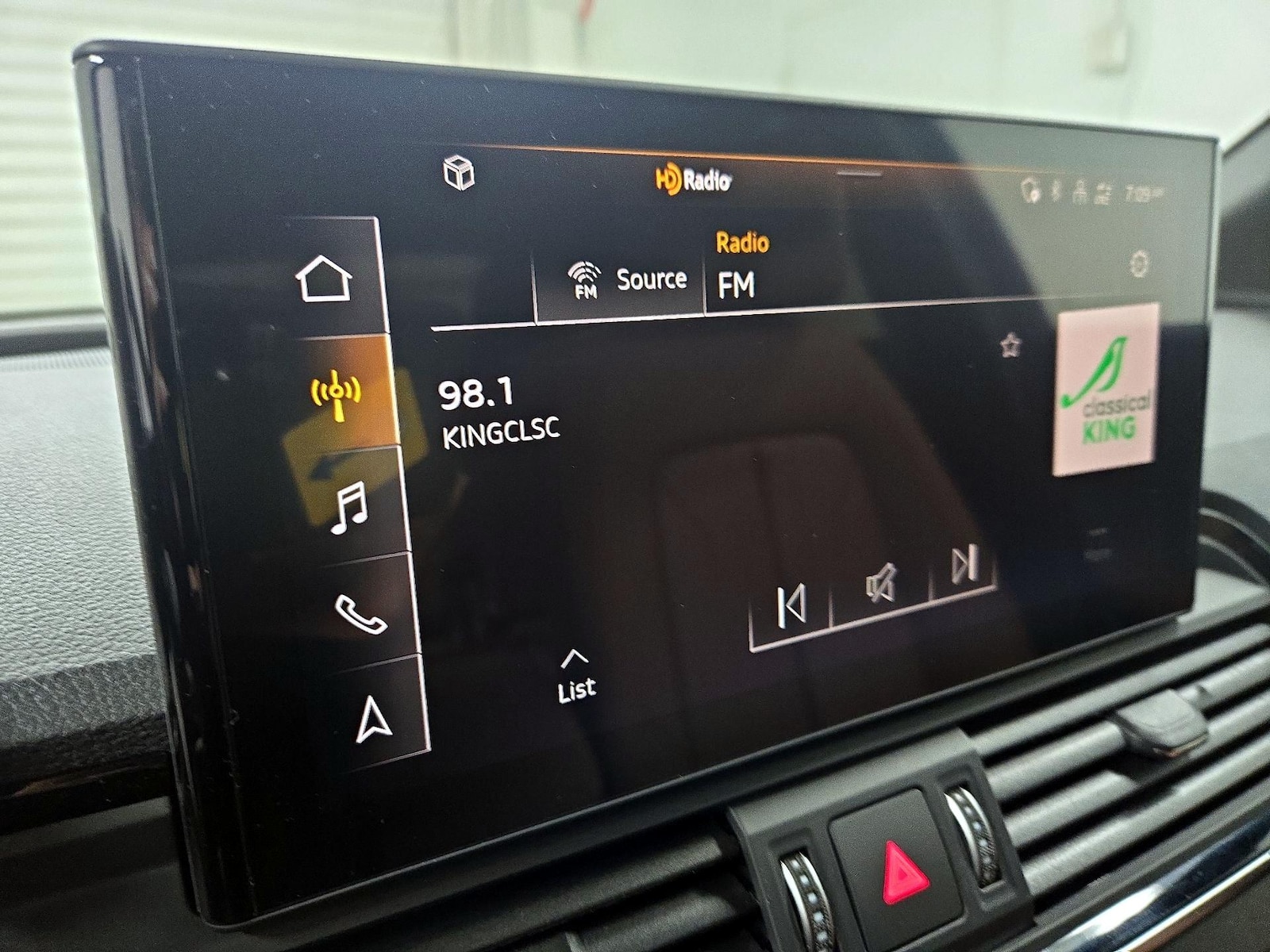 2023 Audi Q5 Premium - Photo 16
