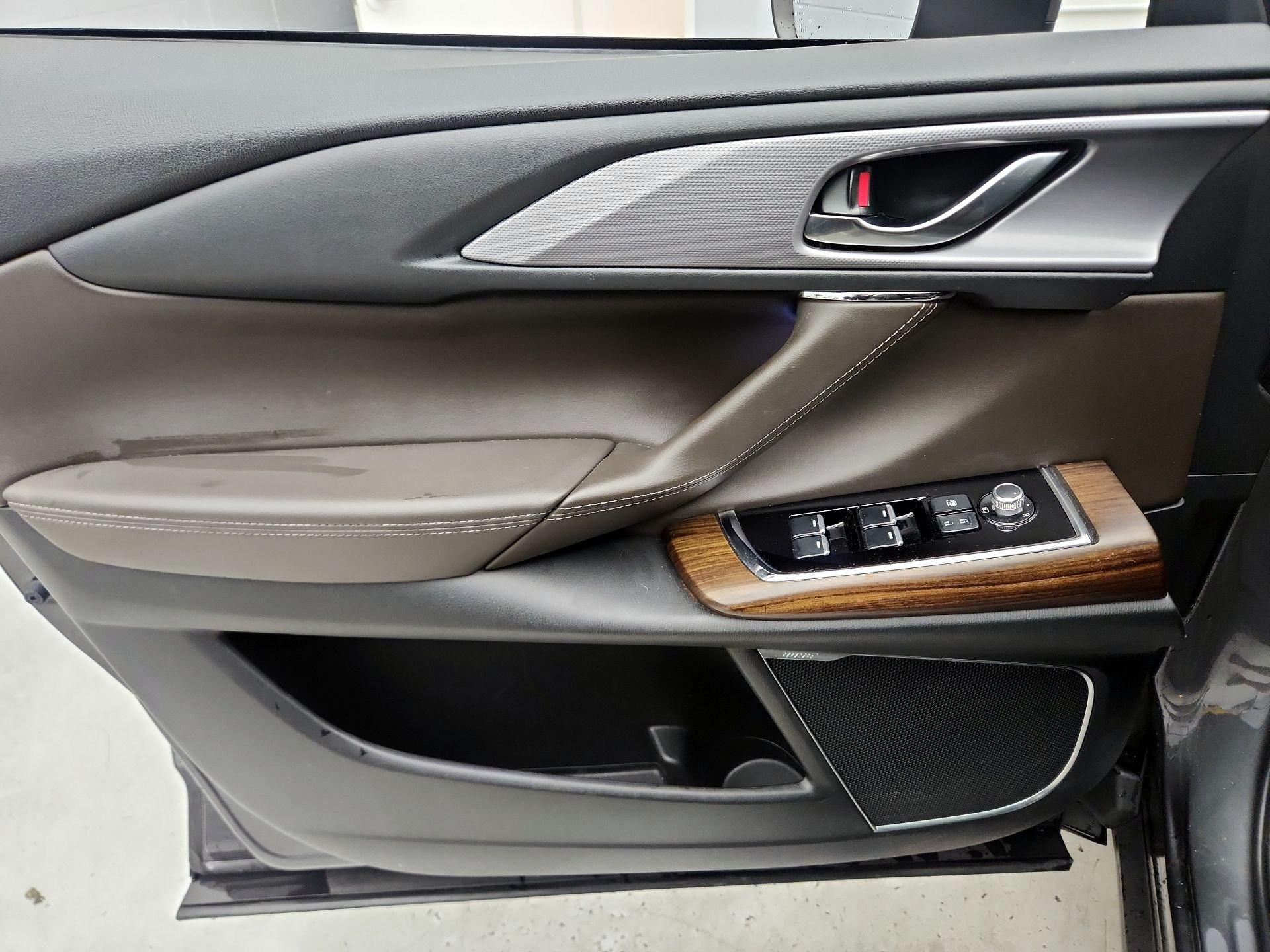 Thumbnail: 2021 Mazda CX-9 - 12