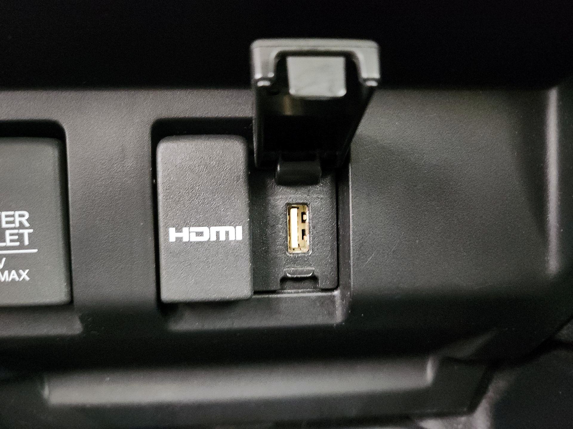 Thumbnail: 2015 Honda Fit - 17