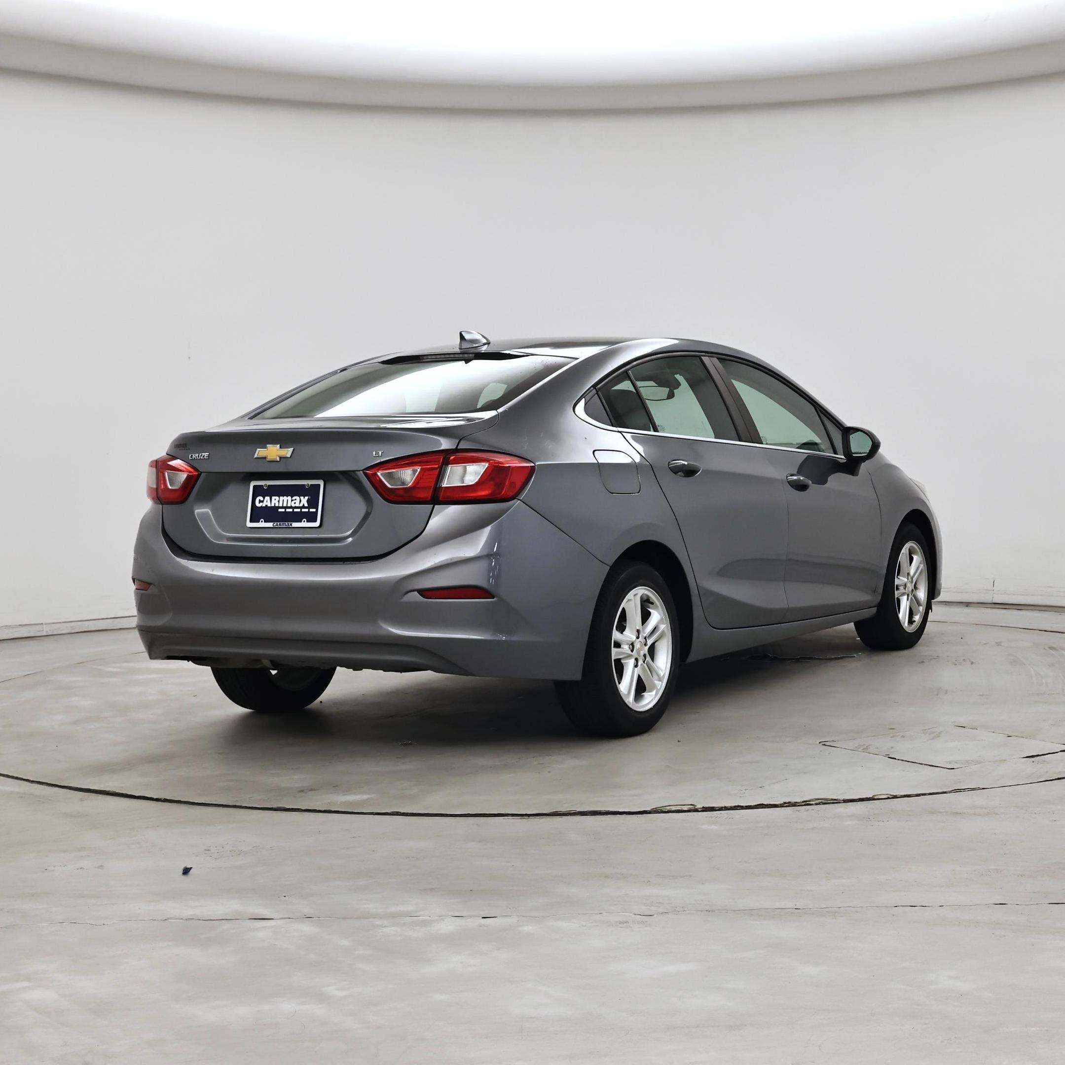 Thumbnail: 2018 Chevrolet Cruze - 8