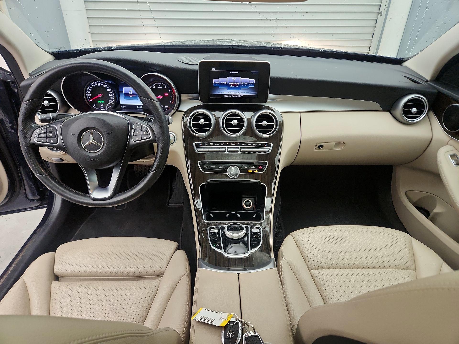 Thumbnail: 2017 Mercedes-Benz C-Class - 9