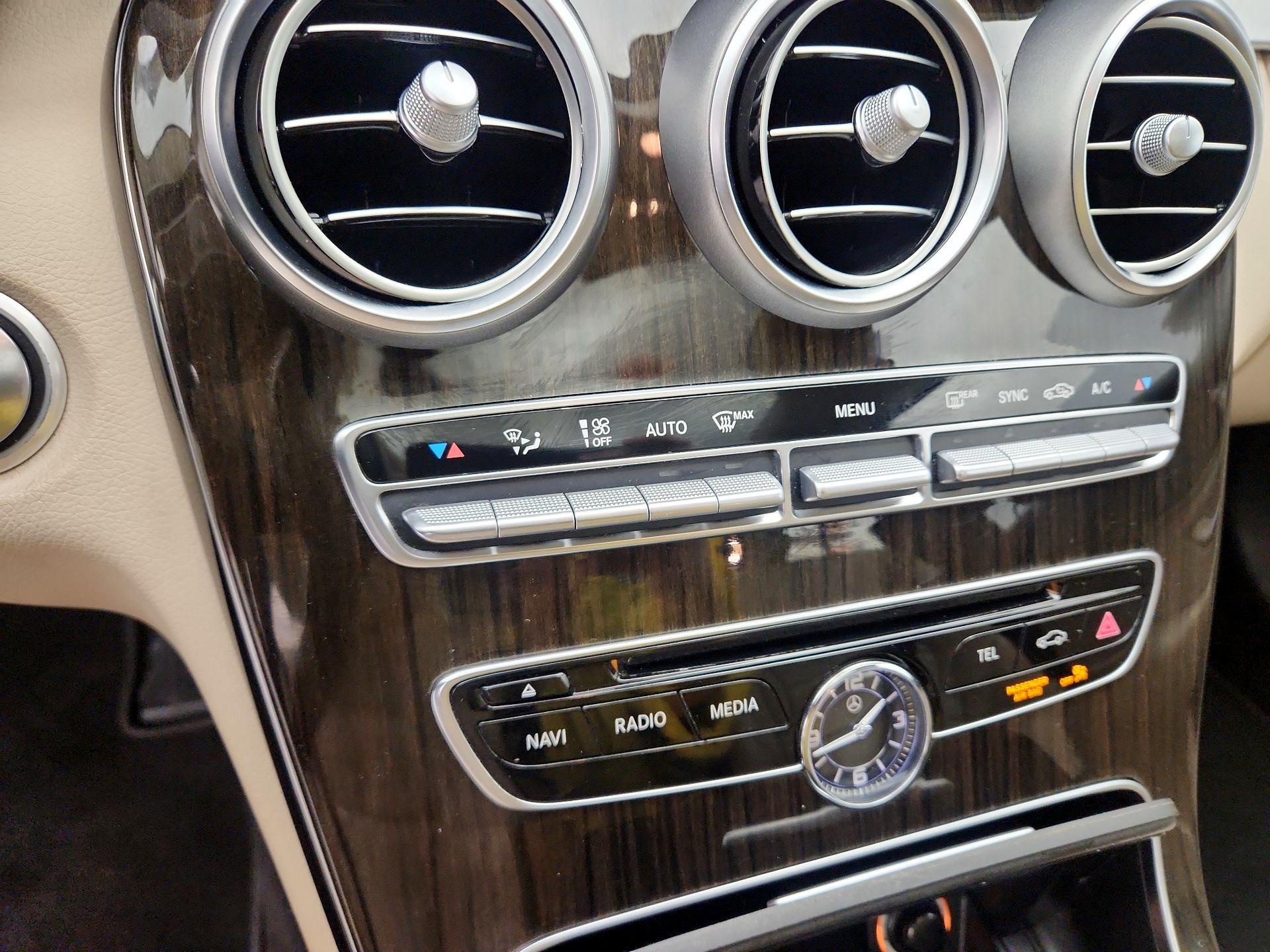 Thumbnail: 2017 Mercedes-Benz C-Class - 16