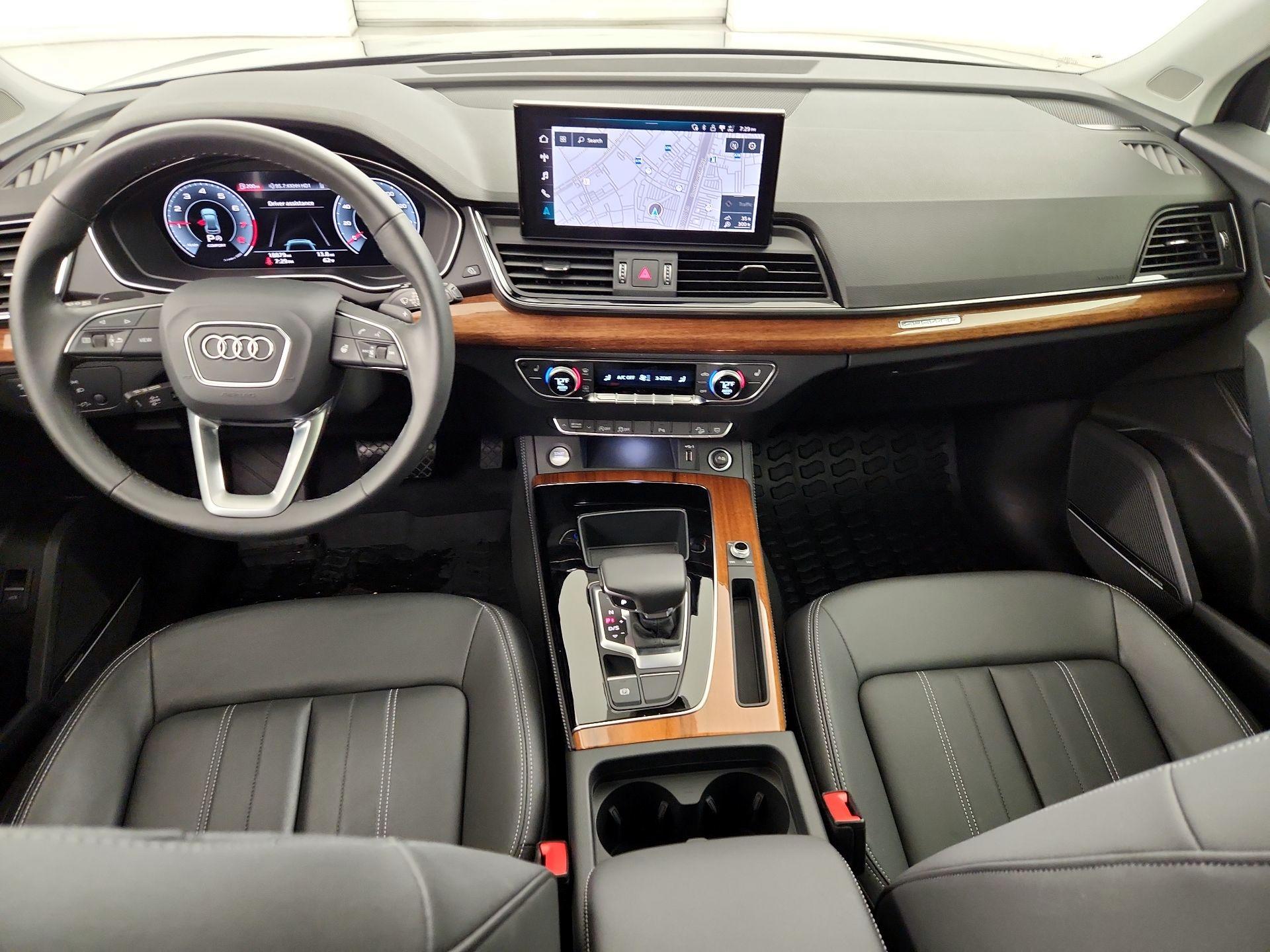 Thumbnail: 2023 Audi Q5 - 9