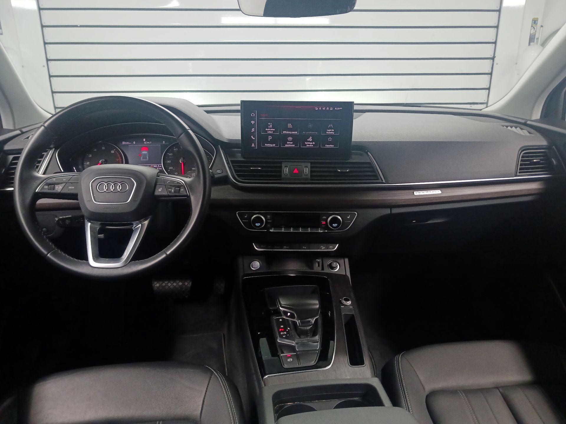 Thumbnail: 2023 Audi Q5 - 9