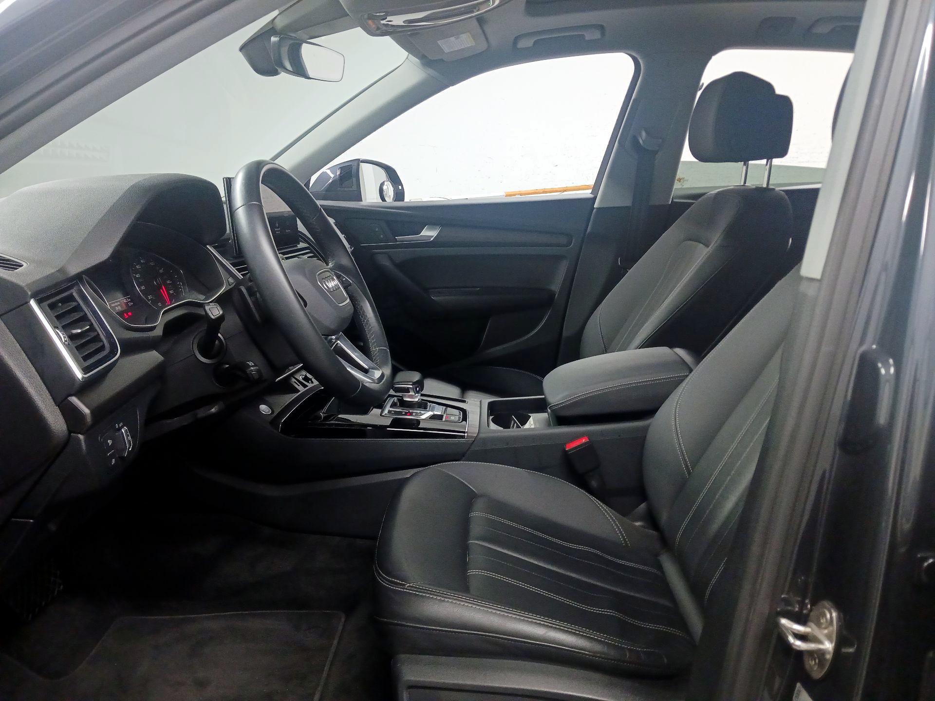 Thumbnail: 2023 Audi Q5 - 11