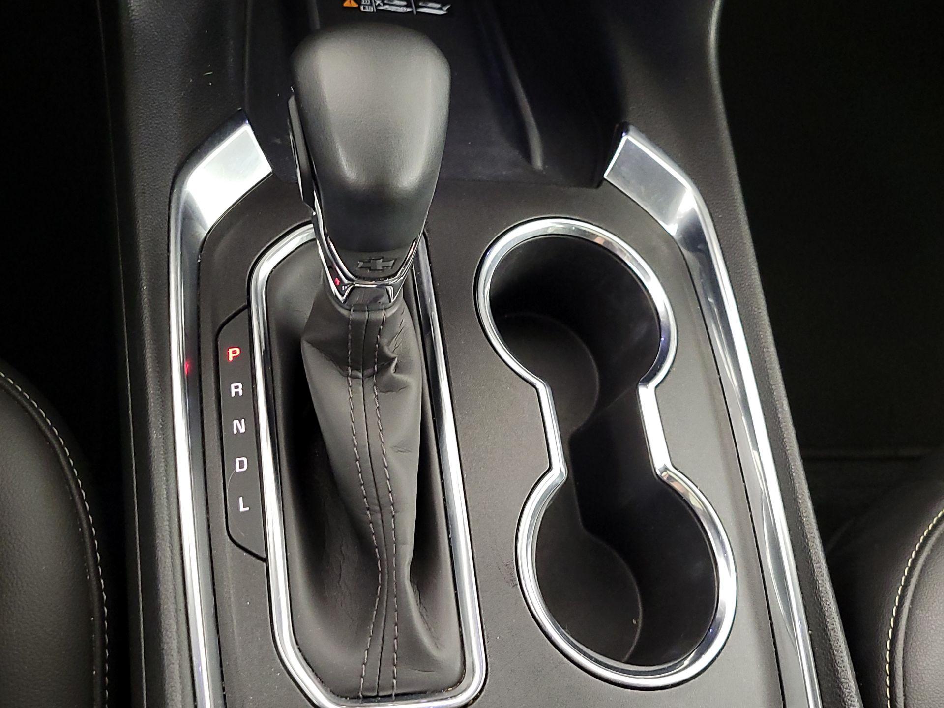 Thumbnail: 2023 Chevrolet Traverse - 17