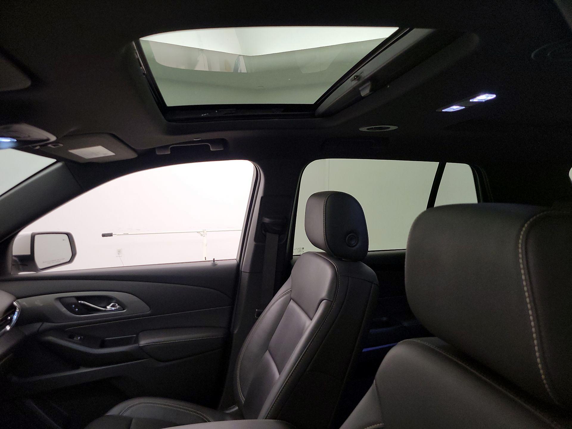 Thumbnail: 2023 Chevrolet Traverse - 19