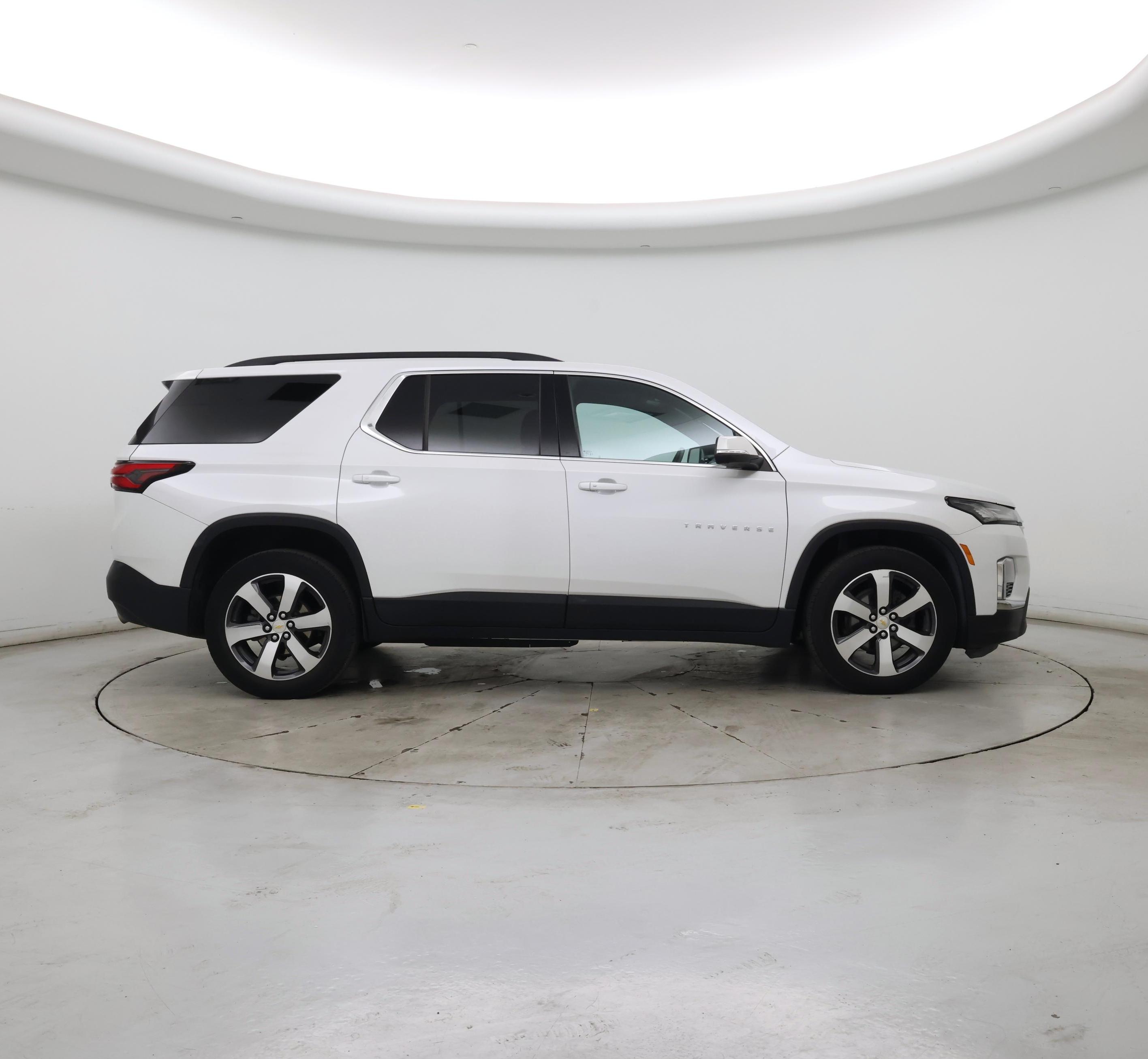 Thumbnail: 2023 Chevrolet Traverse - 7