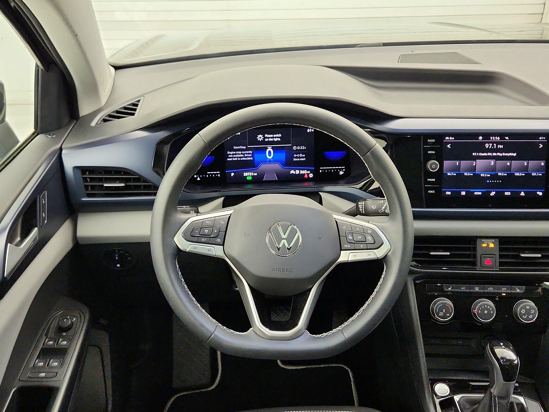 Thumbnail: 2023 Volkswagen Taos - 10