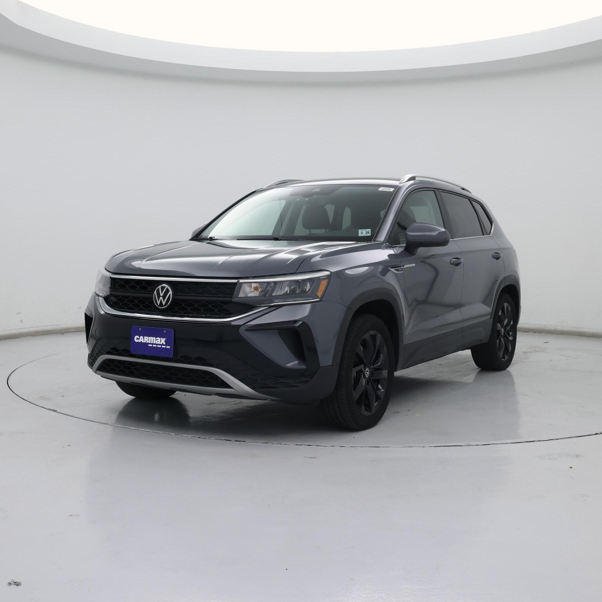 Thumbnail: 2023 Volkswagen Taos - 4