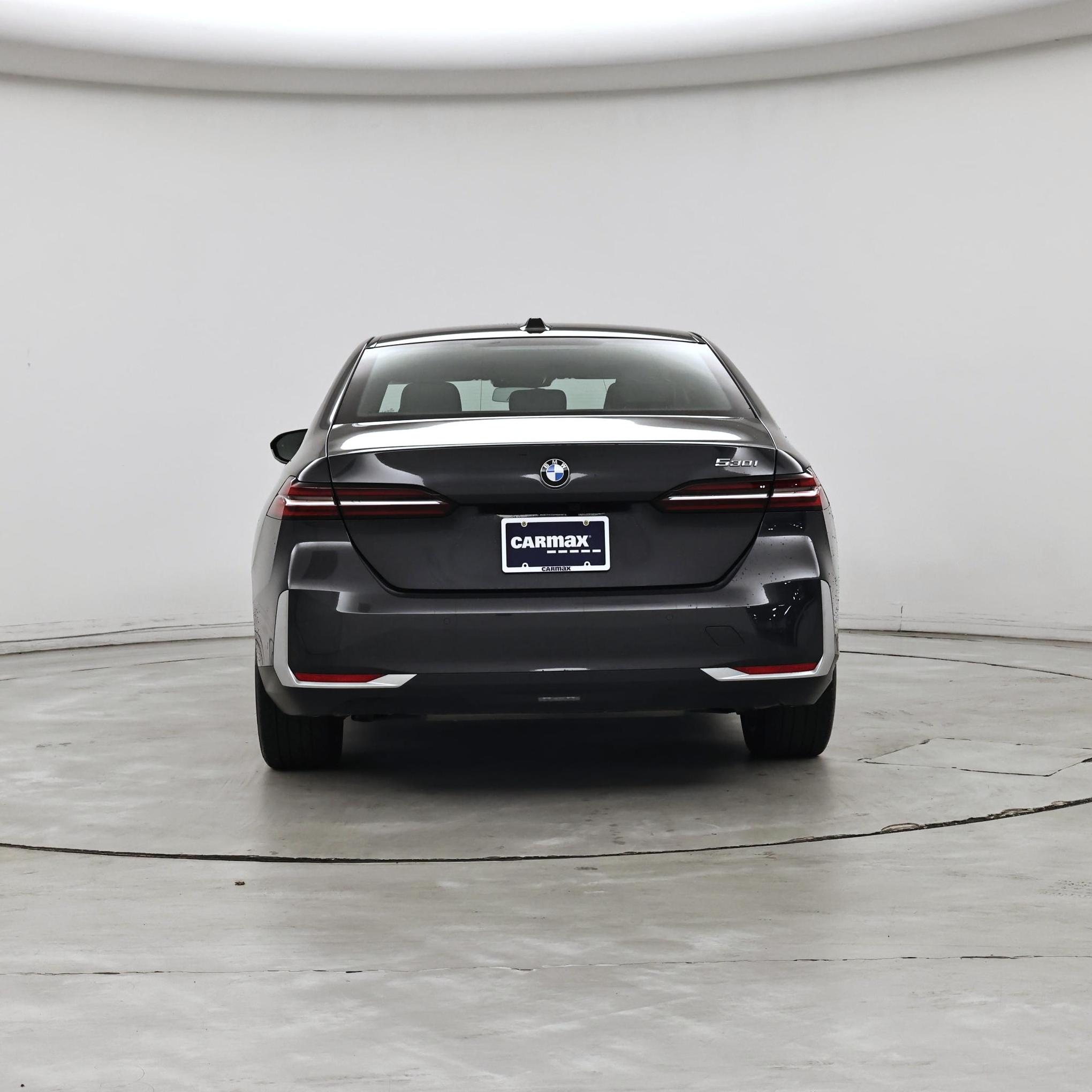 Thumbnail: 2025 BMW 5 Series - 6