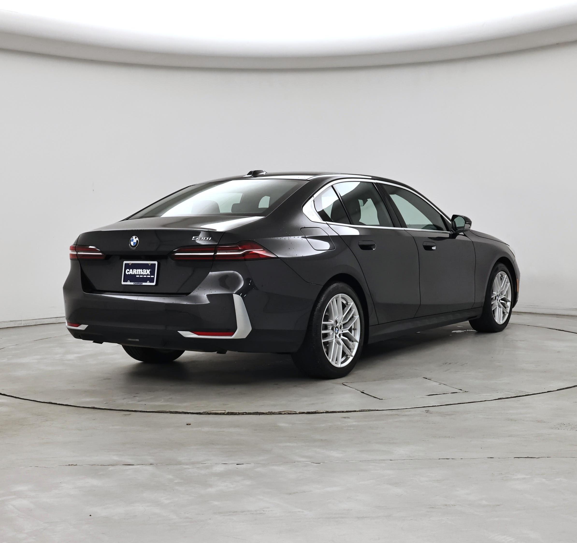 Thumbnail: 2025 BMW 5 Series - 8