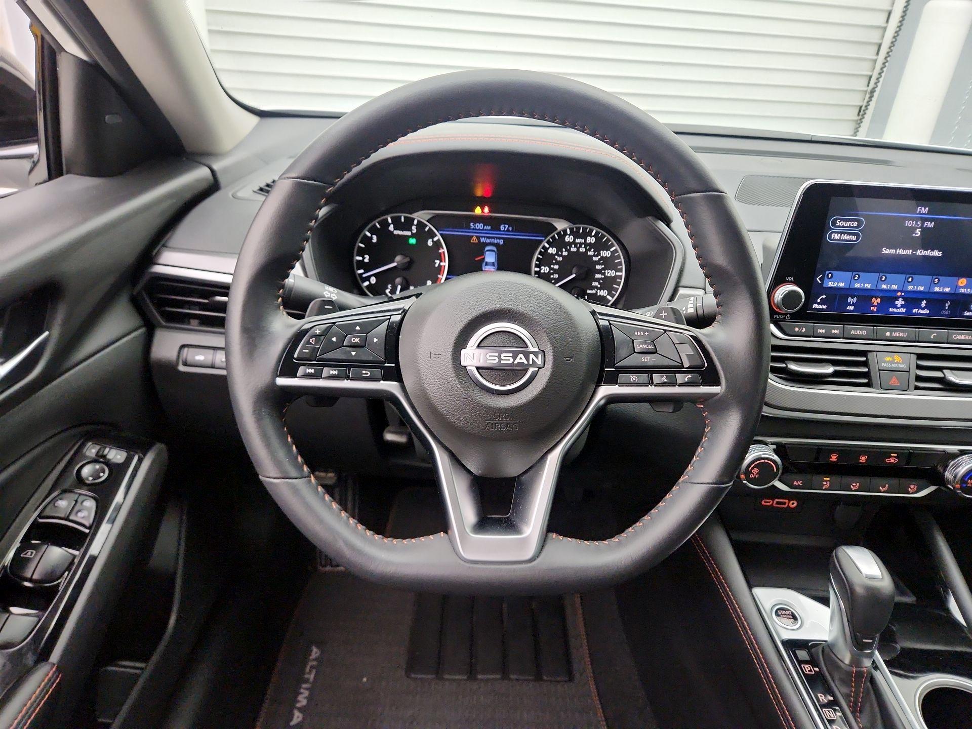 Thumbnail: 2024 Nissan Altima - 10