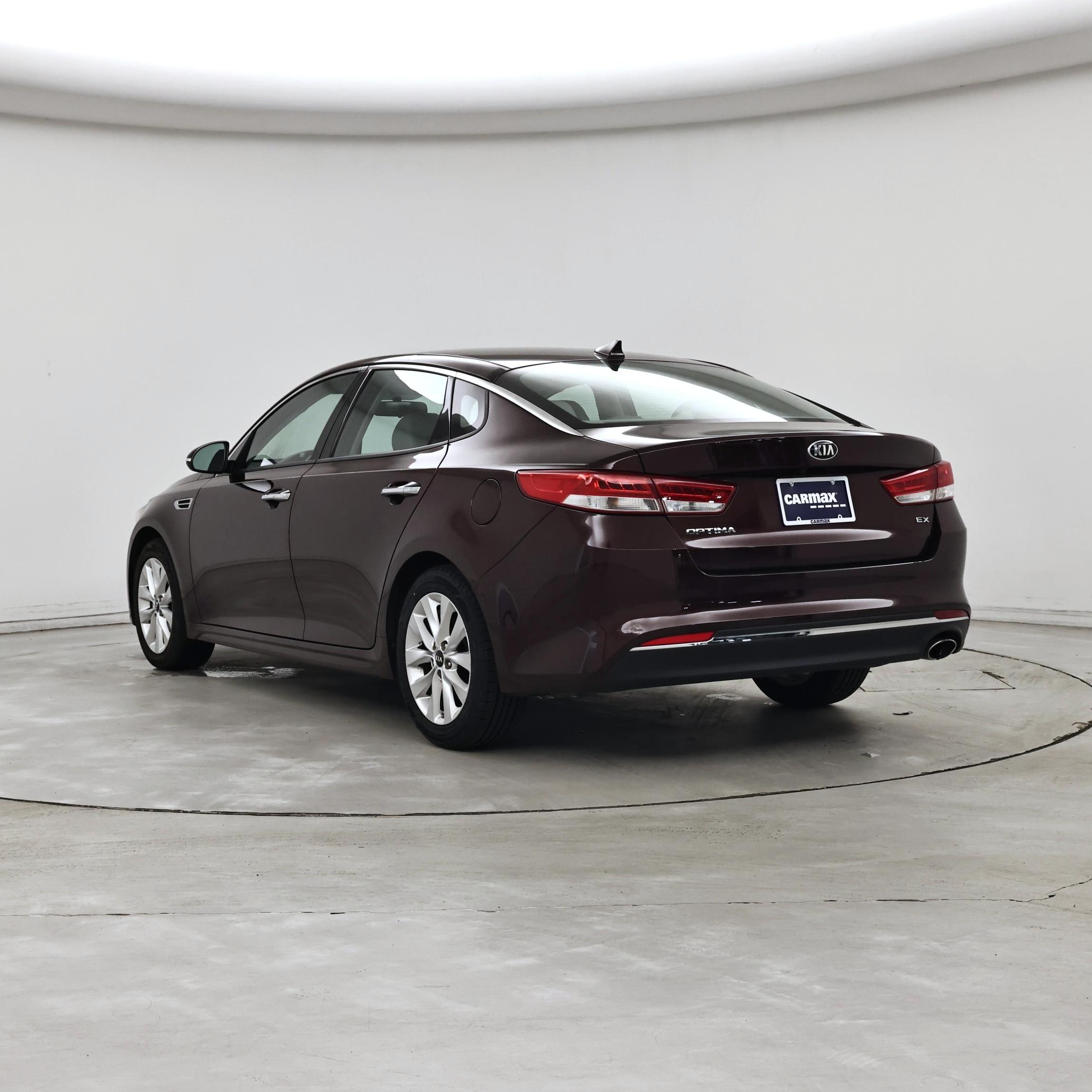 Thumbnail: 2016 Kia Optima - 2