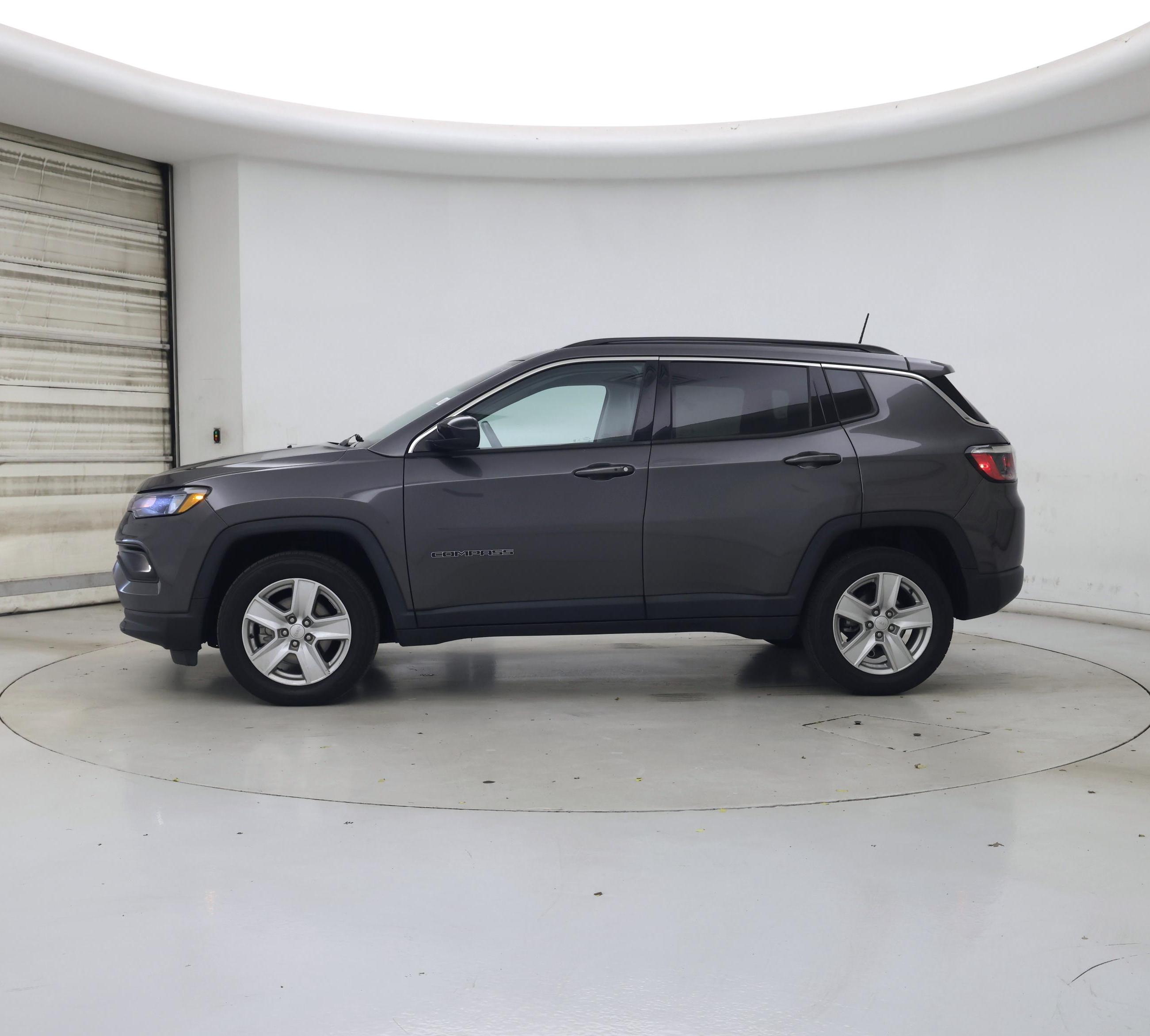 Thumbnail: 2022 Jeep Compass - 3