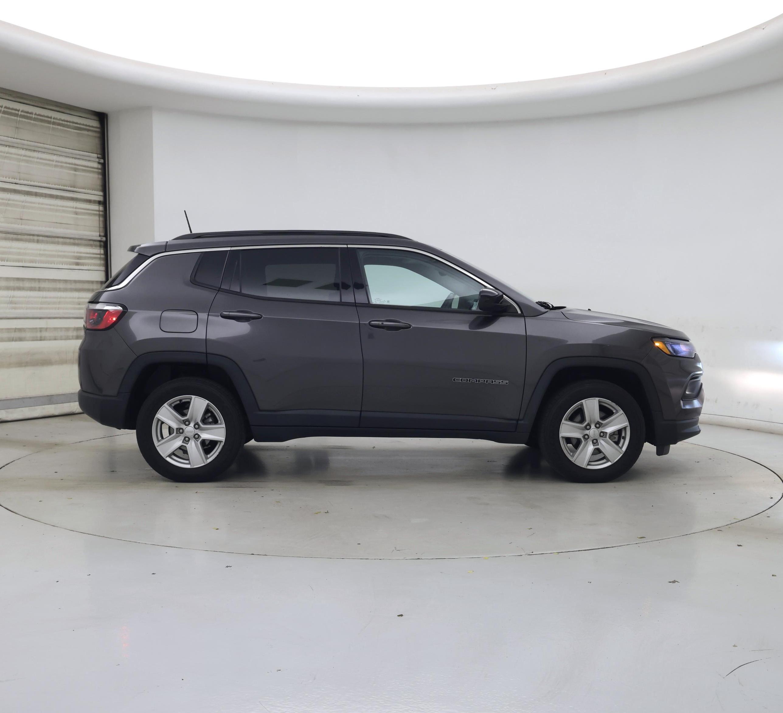 Thumbnail: 2022 Jeep Compass - 7