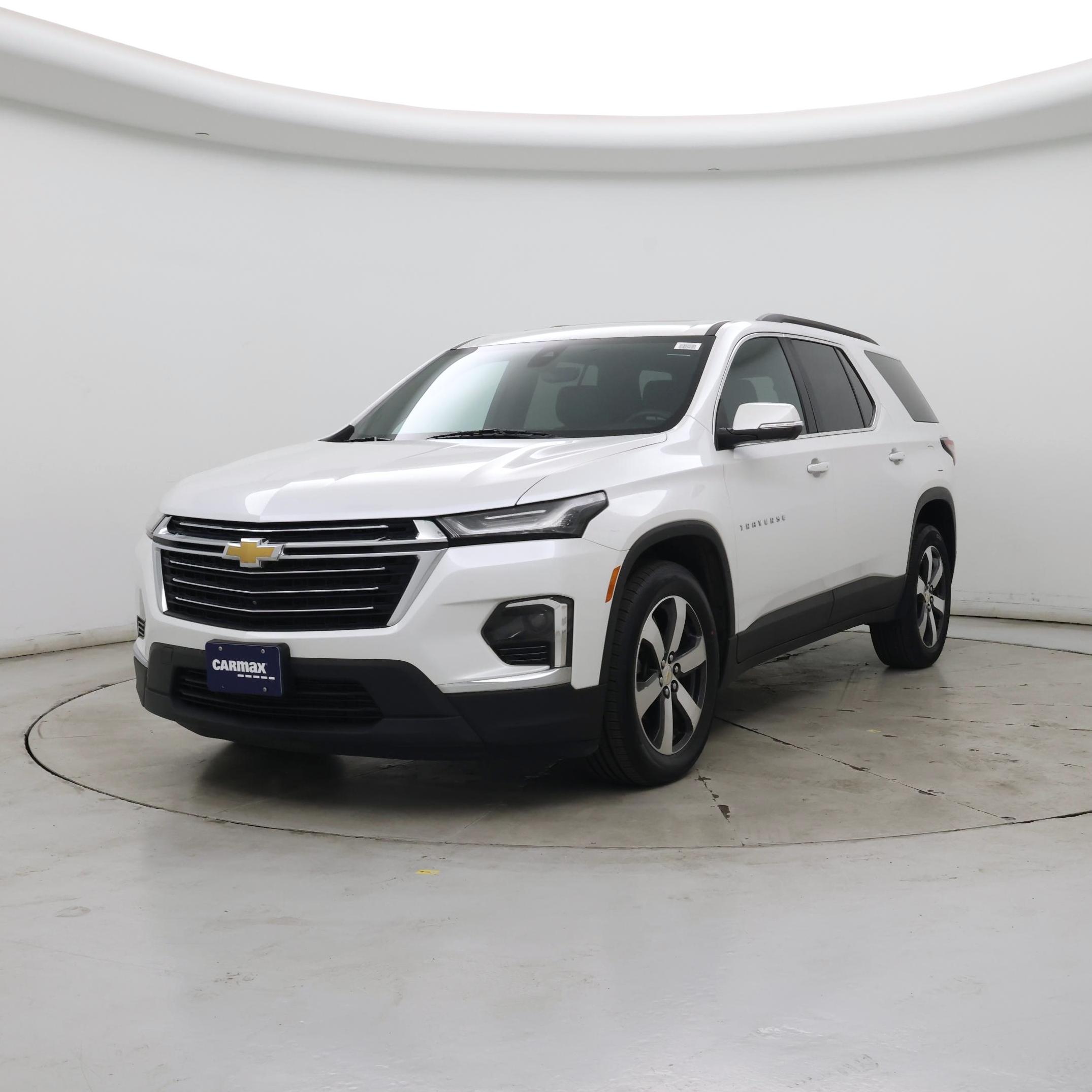 Thumbnail: 2023 Chevrolet Traverse - 4
