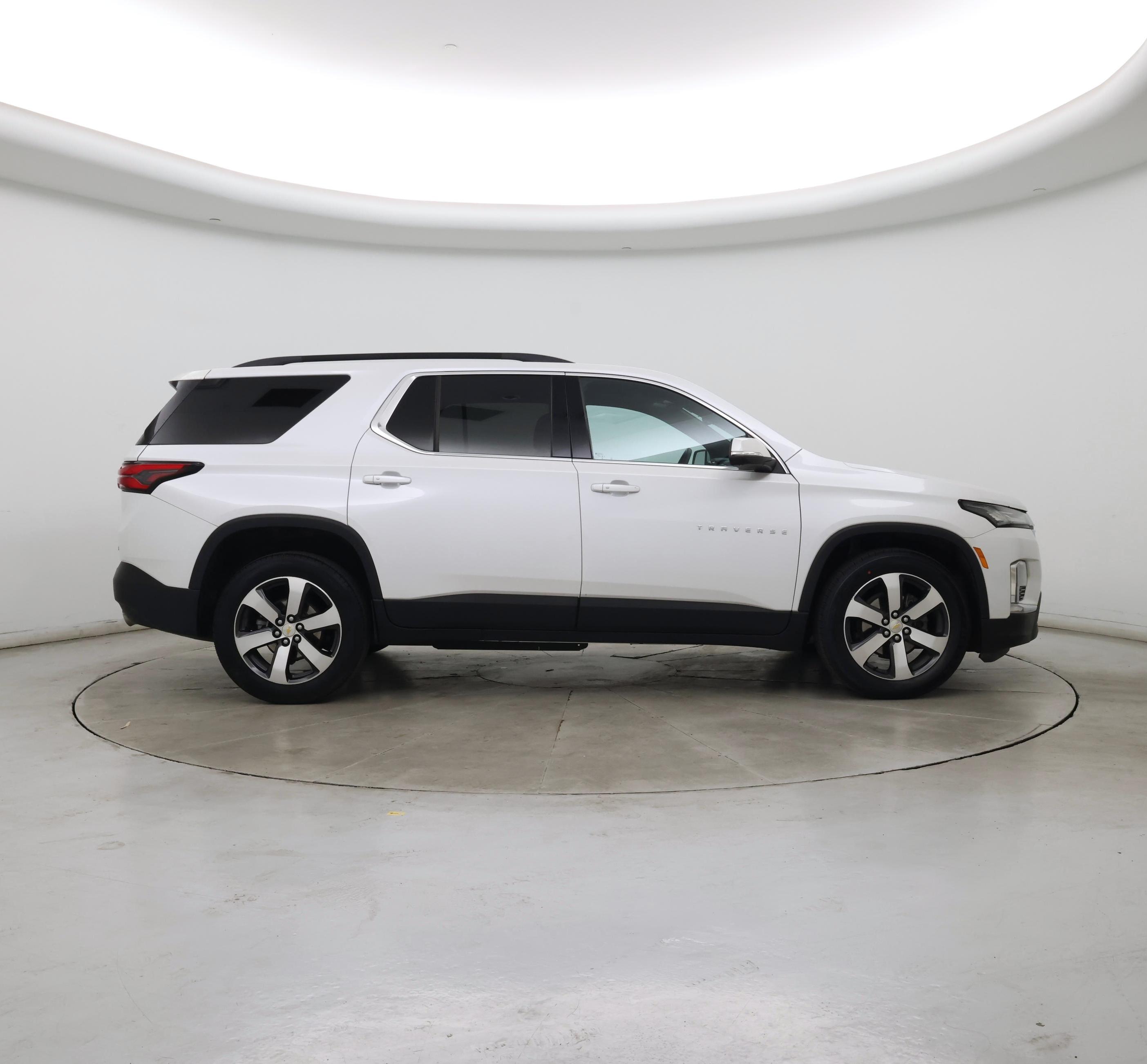 Thumbnail: 2023 Chevrolet Traverse - 7