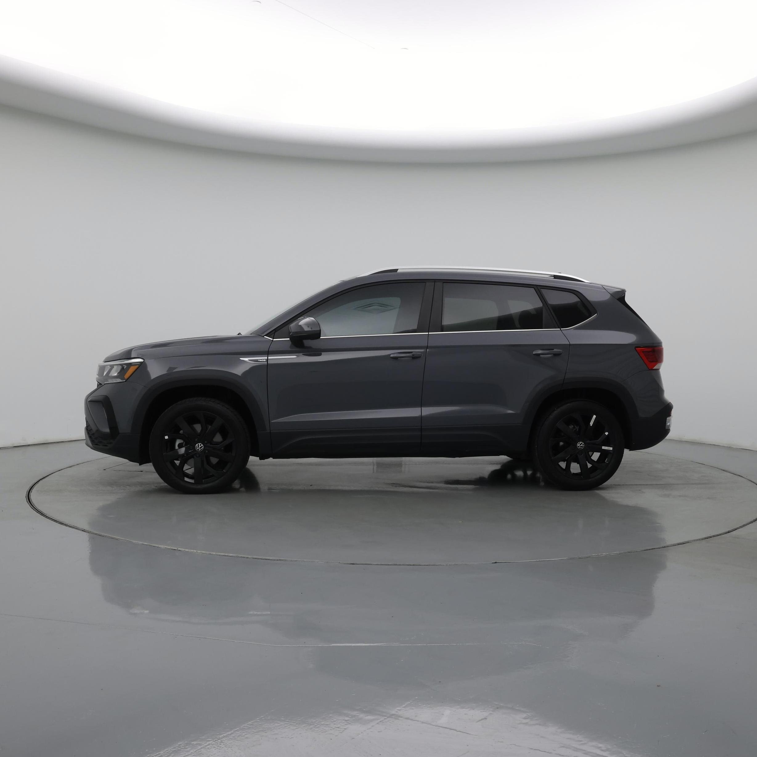 Thumbnail: 2023 Volkswagen Taos - 3