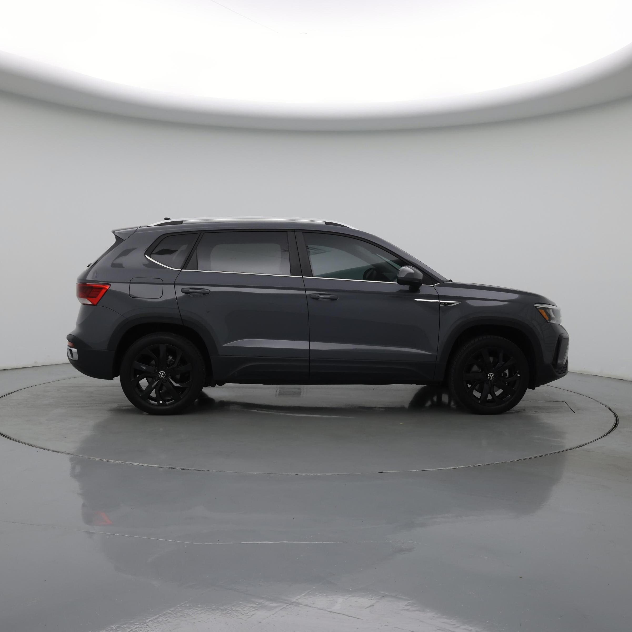 Thumbnail: 2023 Volkswagen Taos - 7