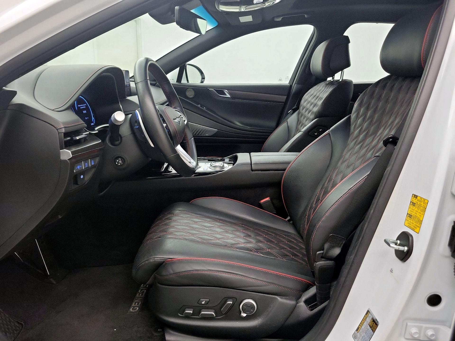 Thumbnail: 2023 Genesis G80 - 11