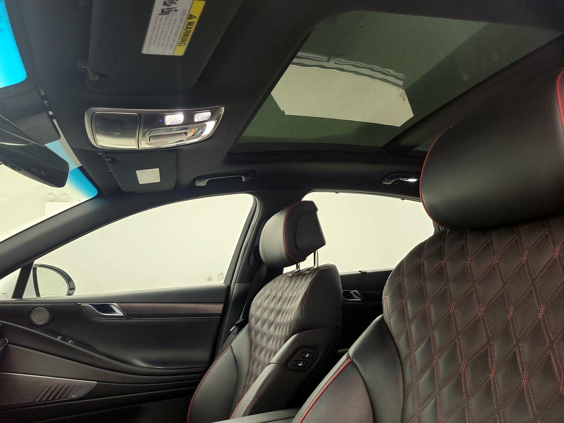 Thumbnail: 2023 Genesis G80 - 19