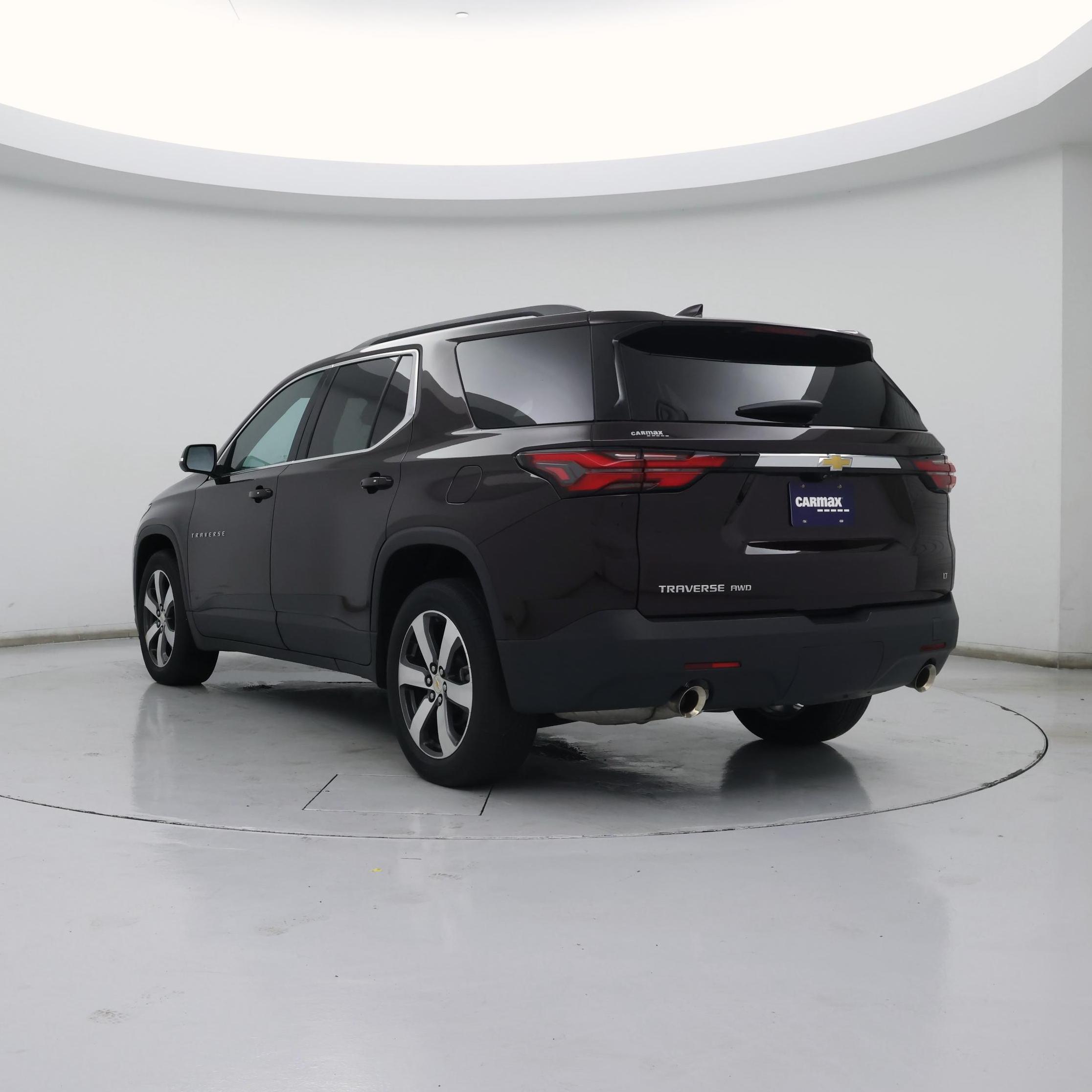 Thumbnail: 2023 Chevrolet Traverse - 2