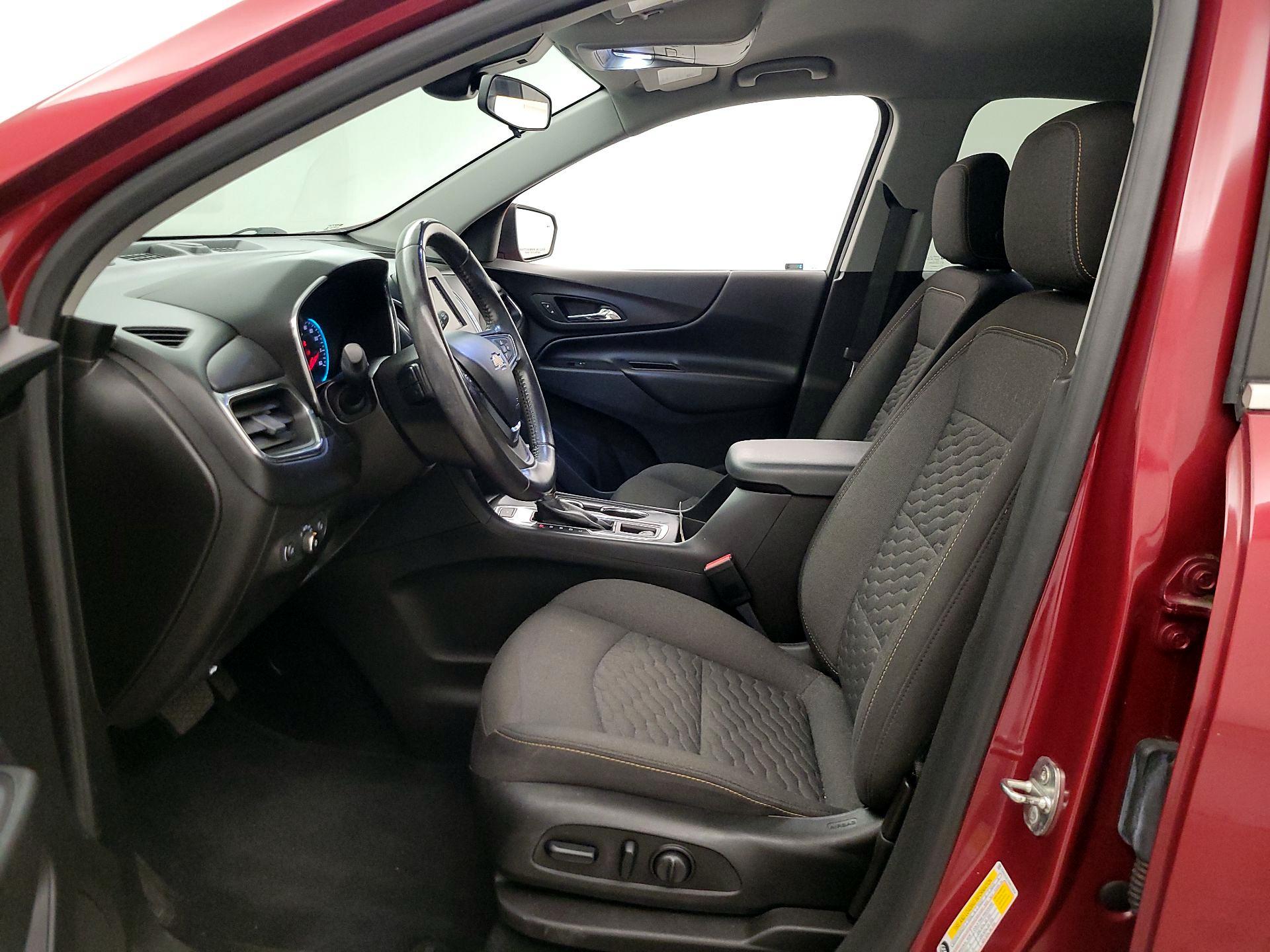 Thumbnail: 2021 Chevrolet Equinox - 11
