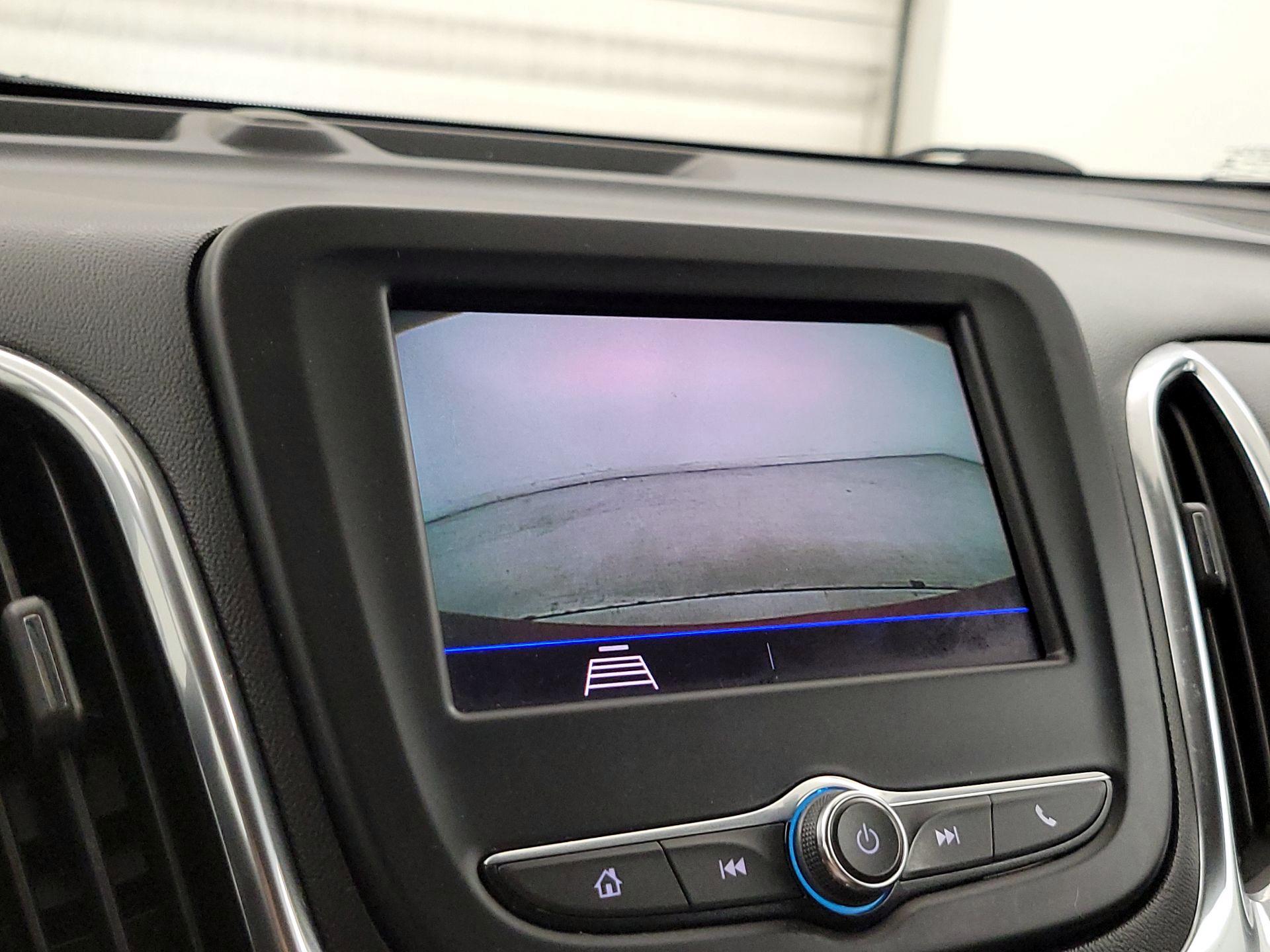 Thumbnail: 2021 Chevrolet Equinox - 14