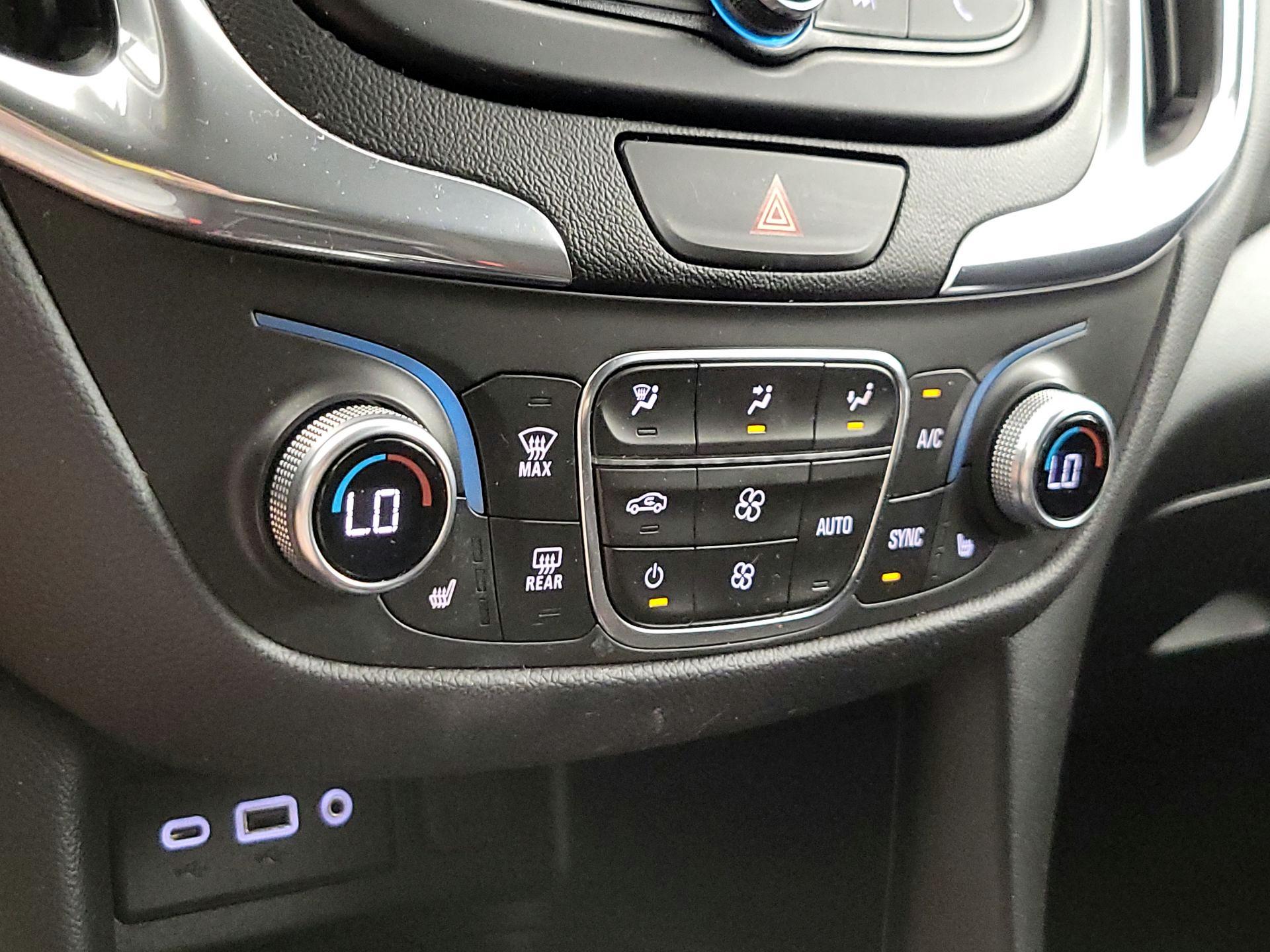 Thumbnail: 2021 Chevrolet Equinox - 16