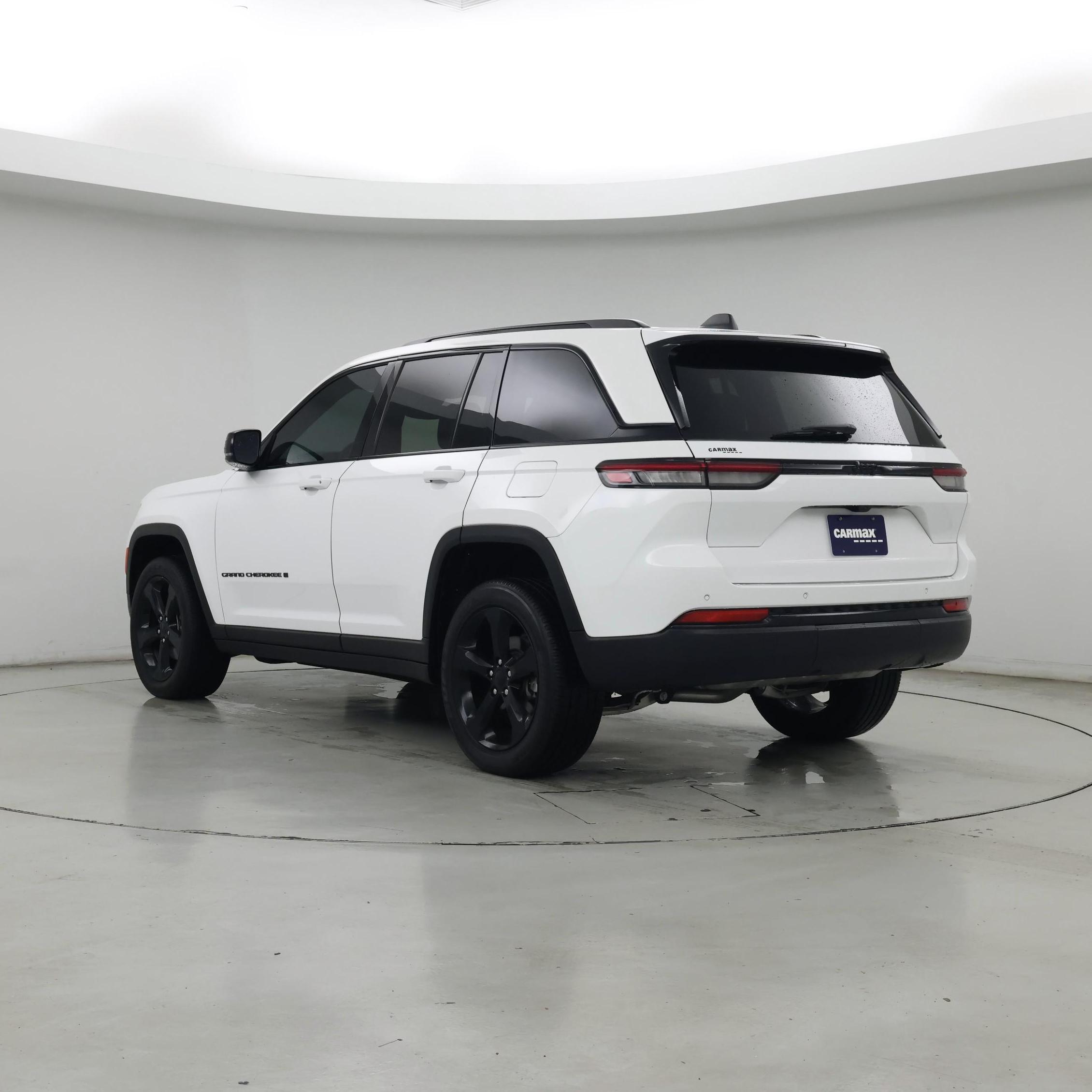 Thumbnail: 2024 Jeep Grand Cherokee - 2