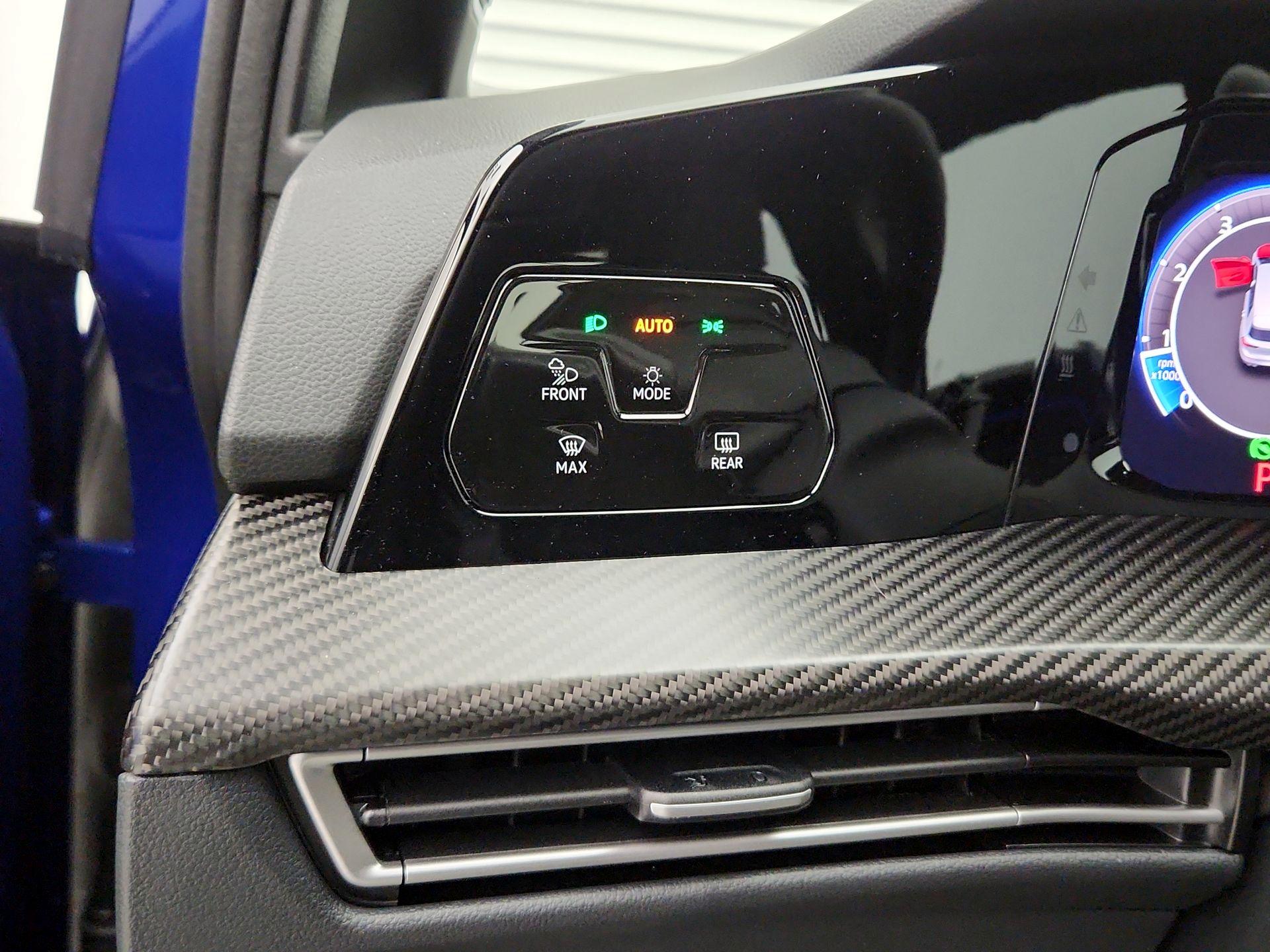 Thumbnail: 2025 Volkswagen Golf - 13