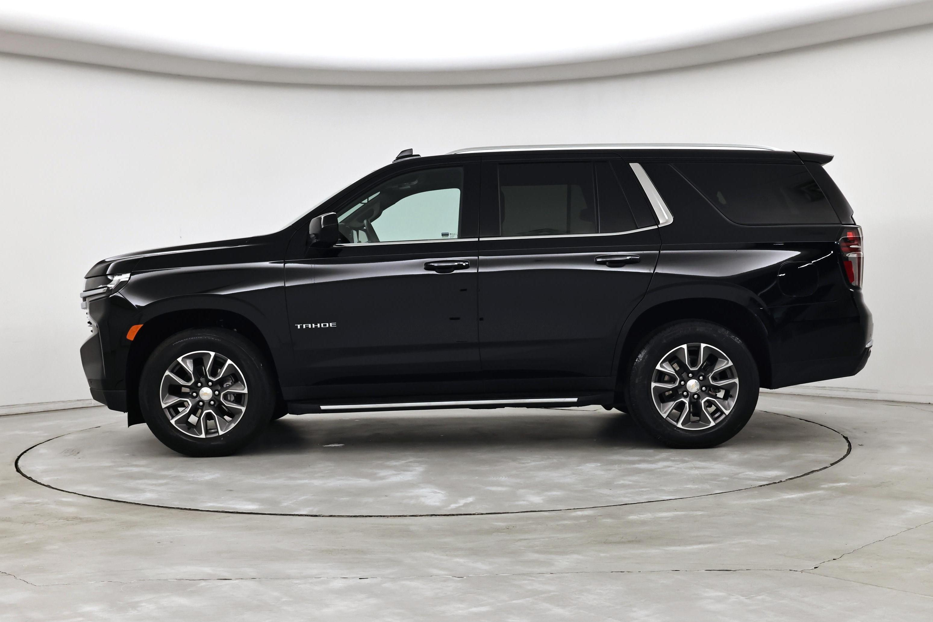 Thumbnail: 2023 Chevrolet Tahoe - 3