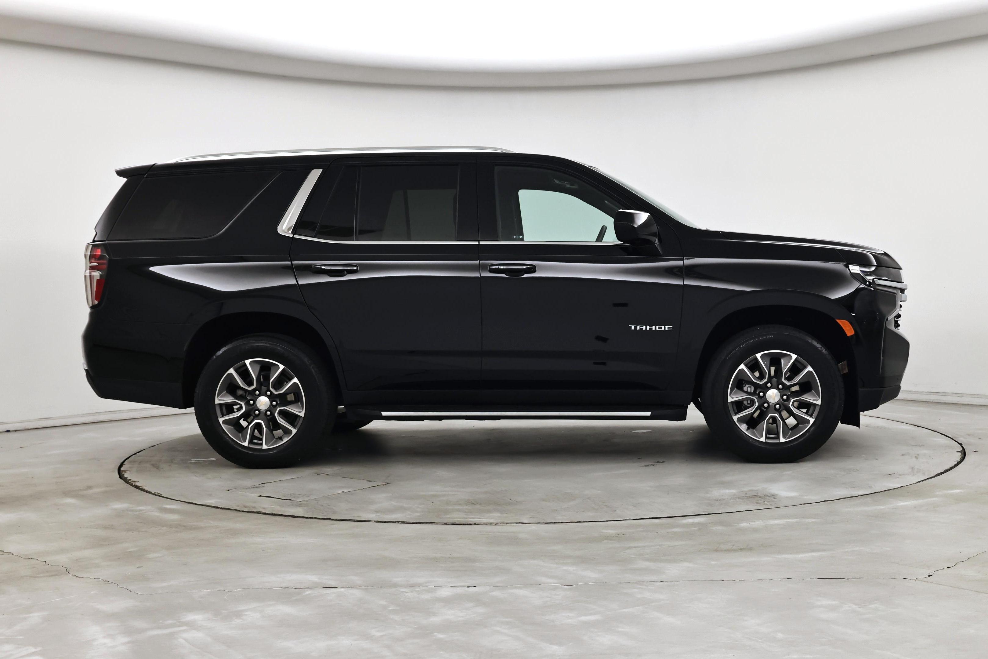 Thumbnail: 2023 Chevrolet Tahoe - 7