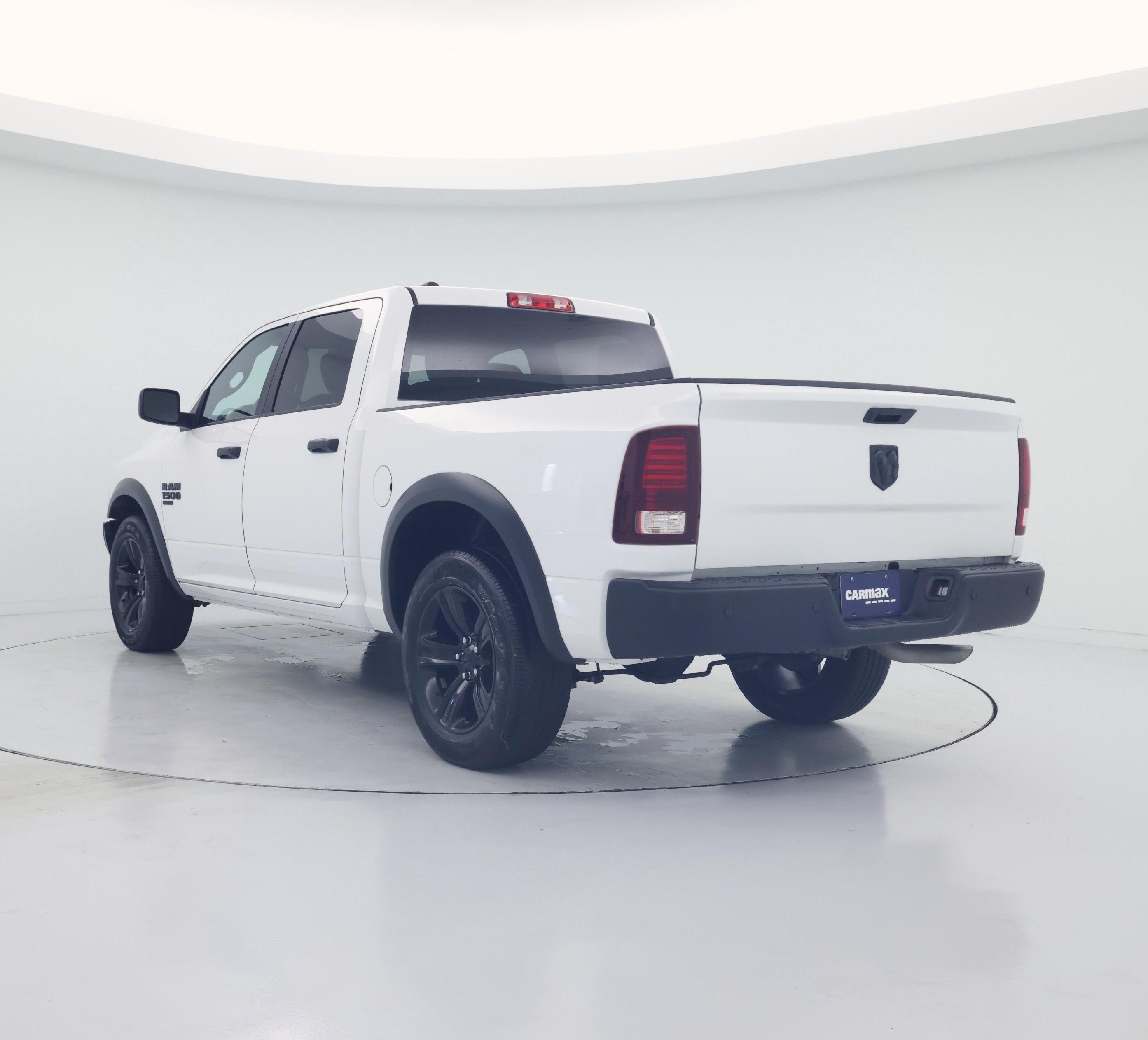 Thumbnail: 2024 RAM 1500 Classic - 2