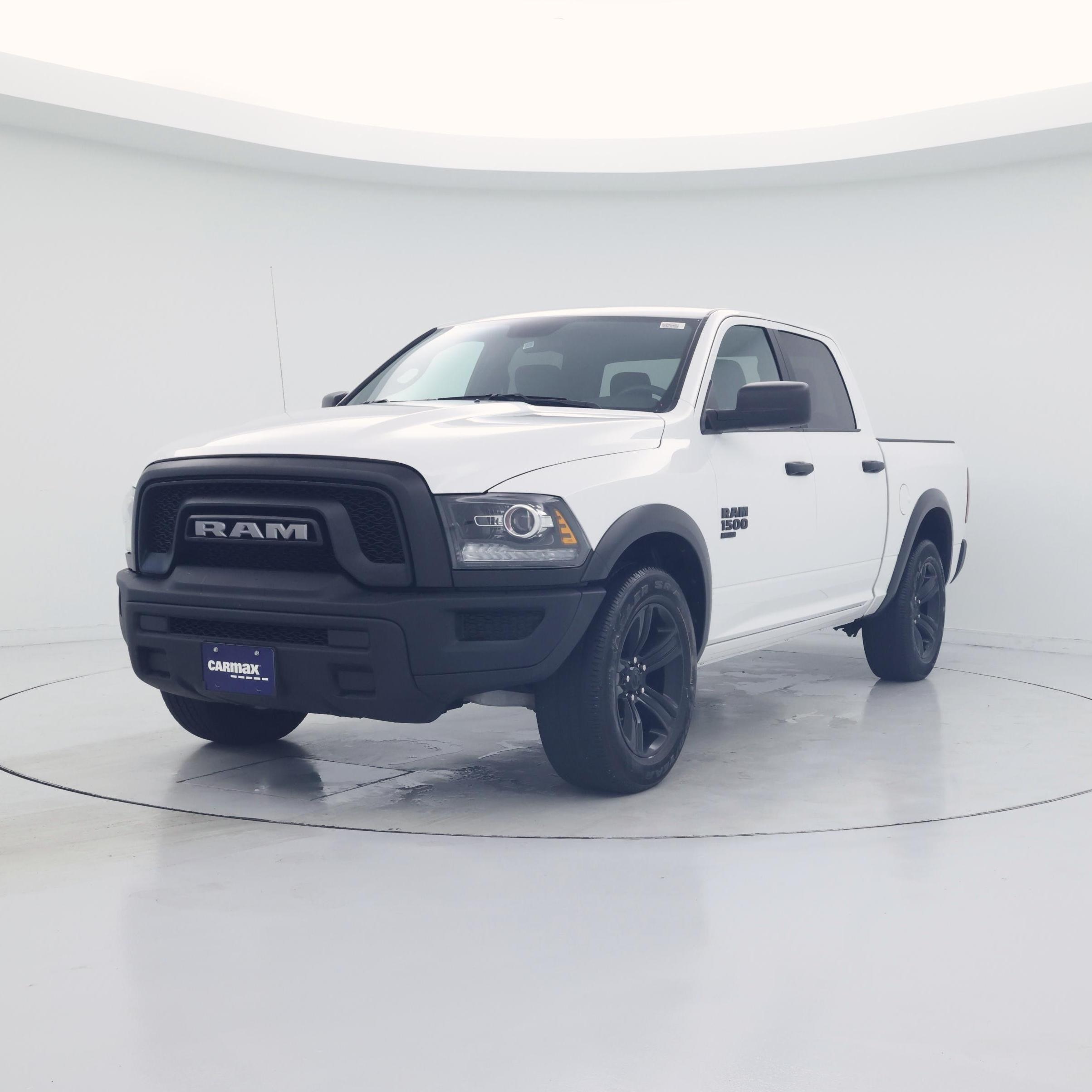 Thumbnail: 2024 RAM 1500 Classic - 4