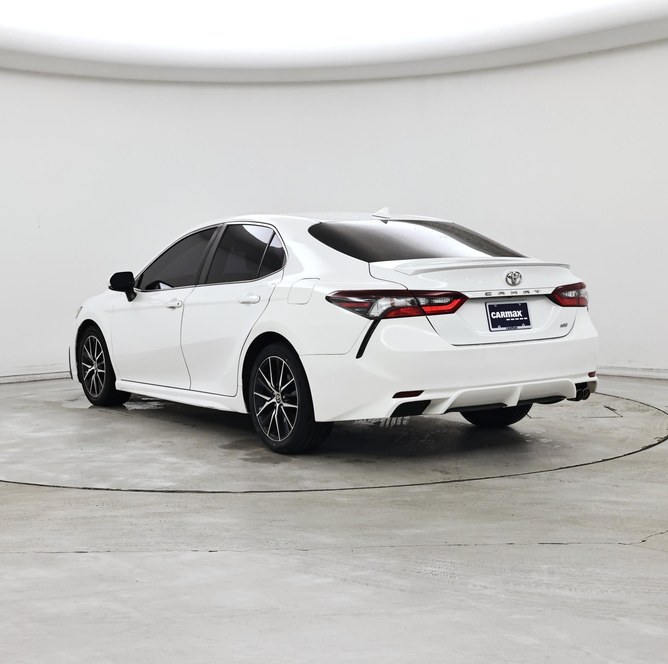 Thumbnail: 2021 Toyota Camry - 2