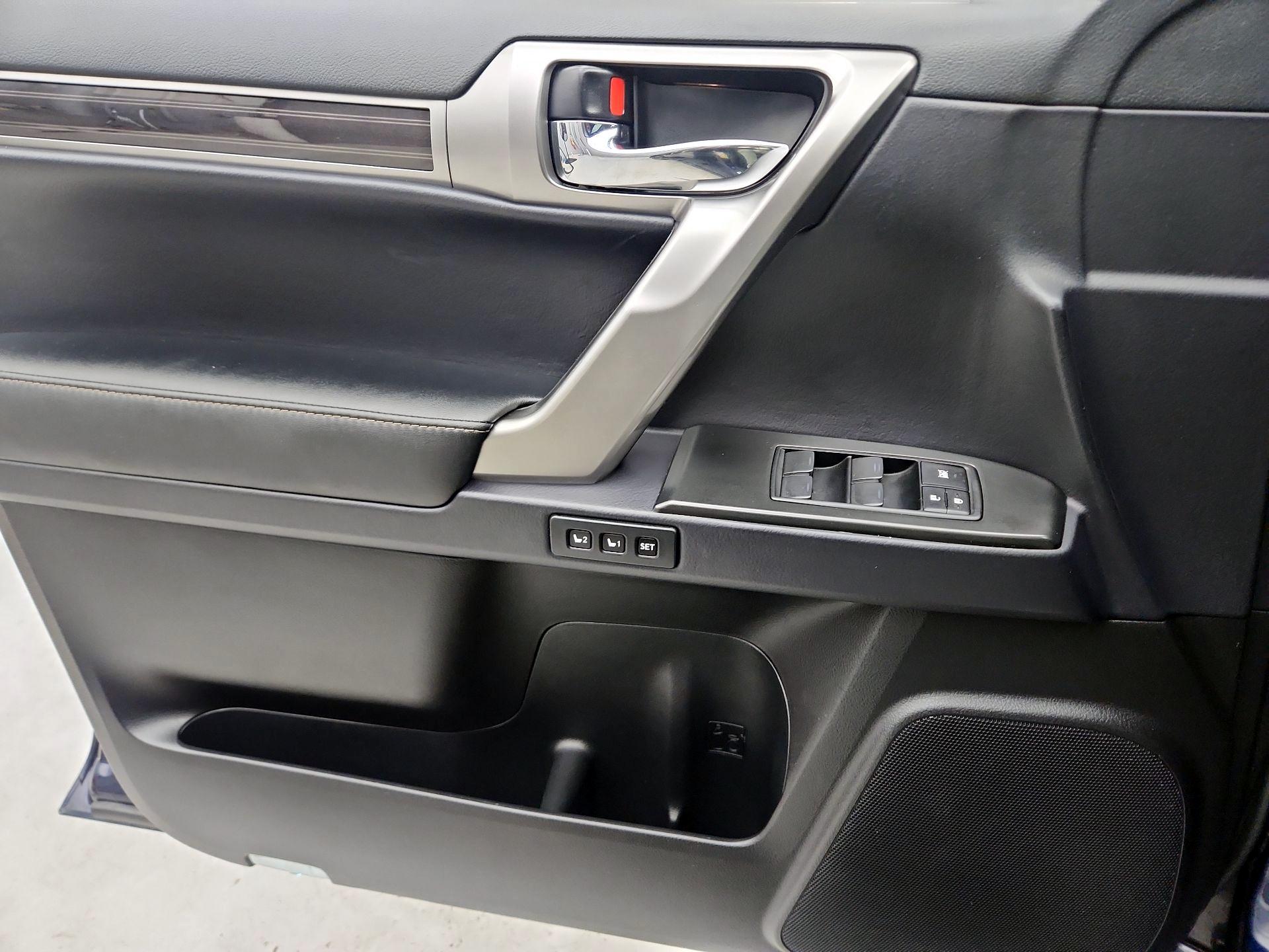 Thumbnail: 2022 Lexus GX - 12