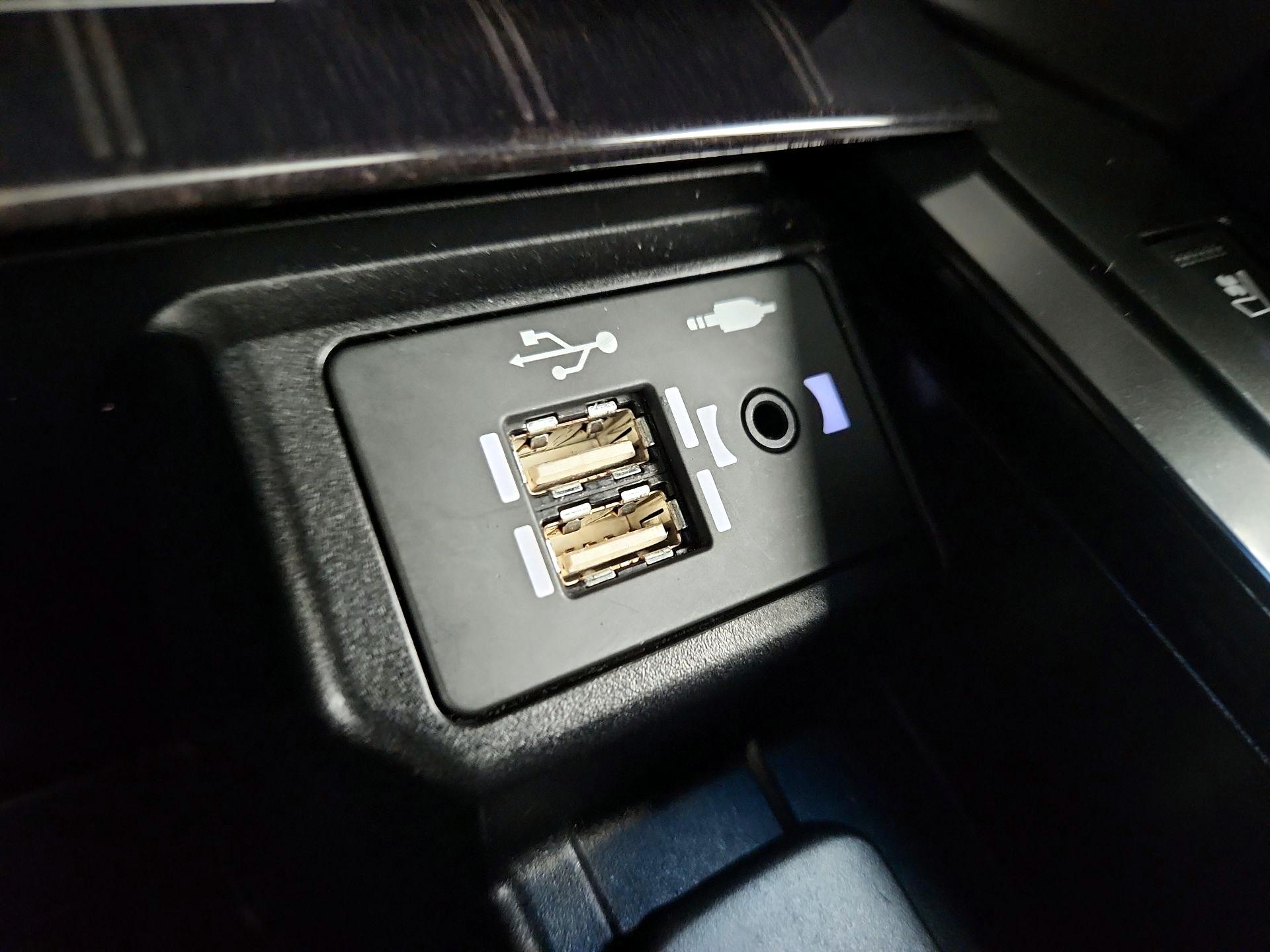 Thumbnail: 2022 Lexus GX - 19