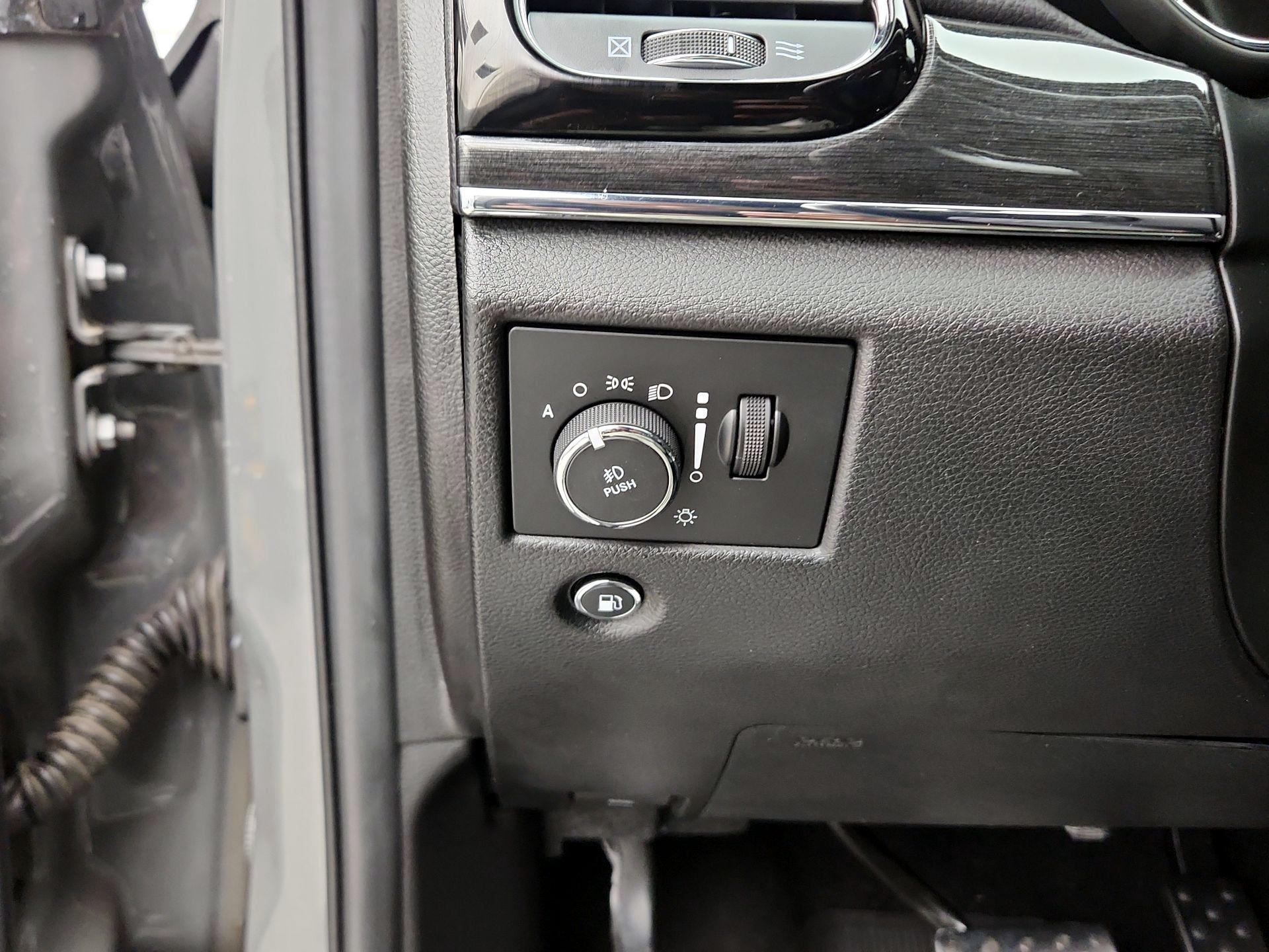 Thumbnail: 2021 Jeep Grand Cherokee - 13