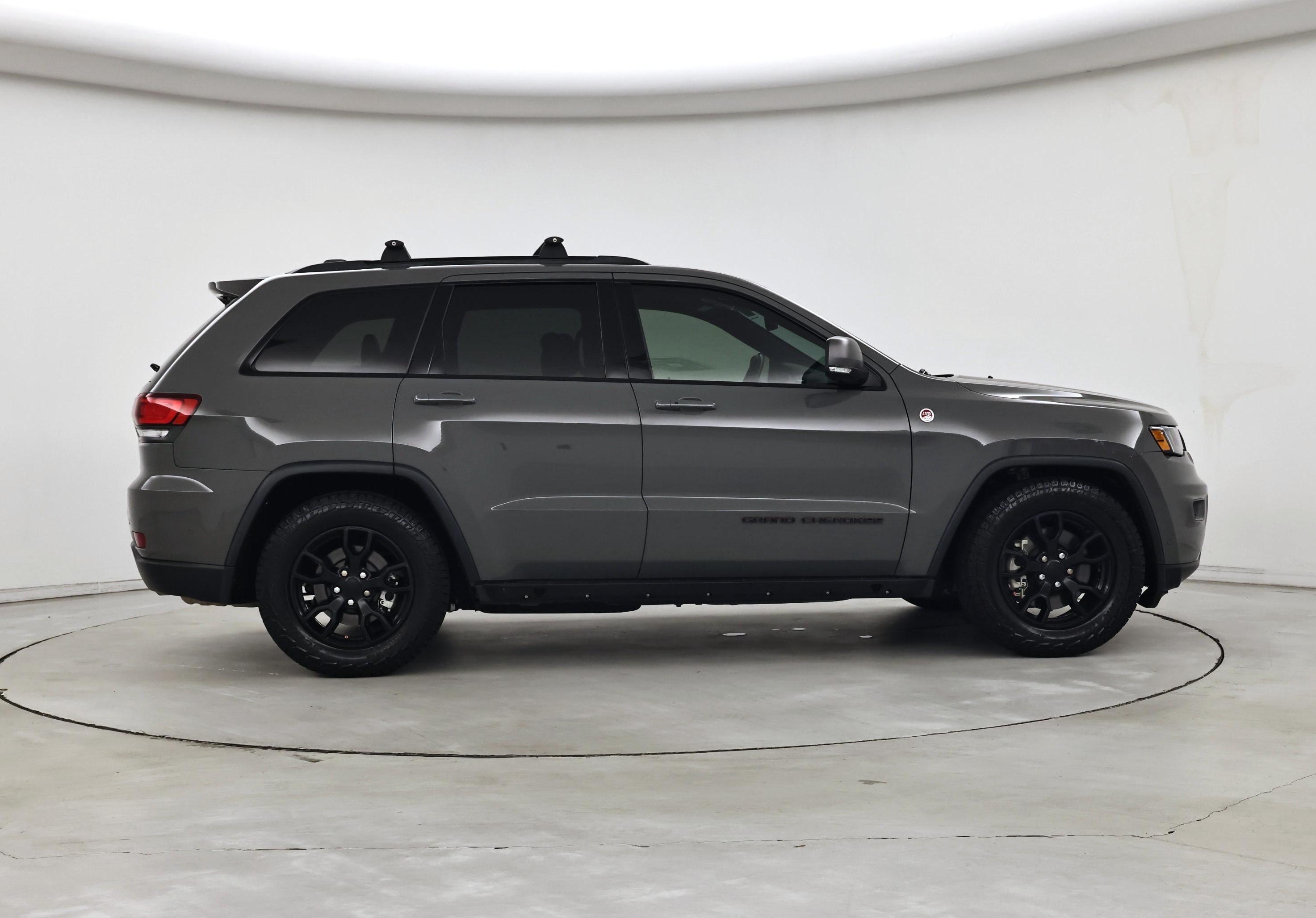 Thumbnail: 2021 Jeep Grand Cherokee - 7