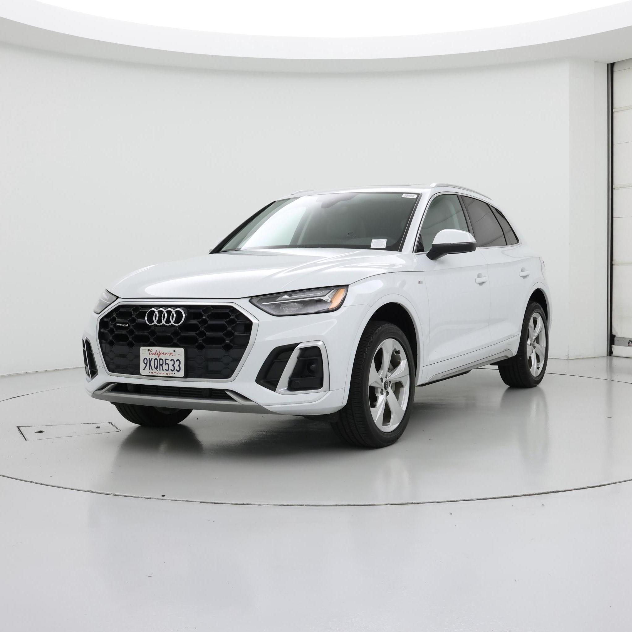 Thumbnail: 2023 Audi Q5 - 4