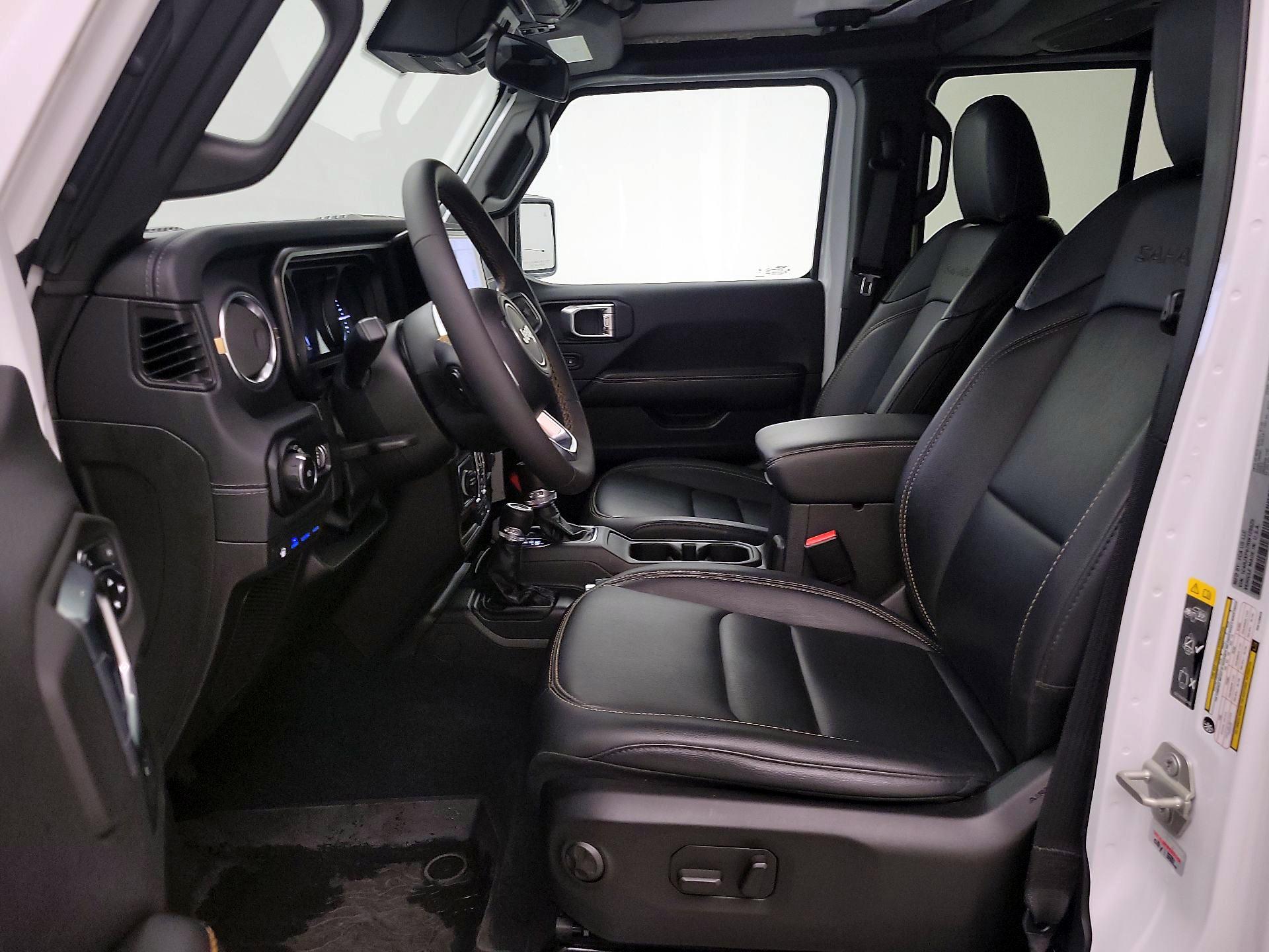 Thumbnail: 2024 Jeep Wrangler - 11