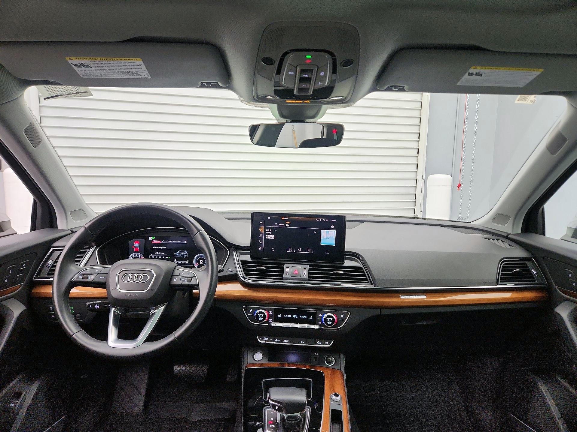Thumbnail: 2023 Audi Q5 - 9