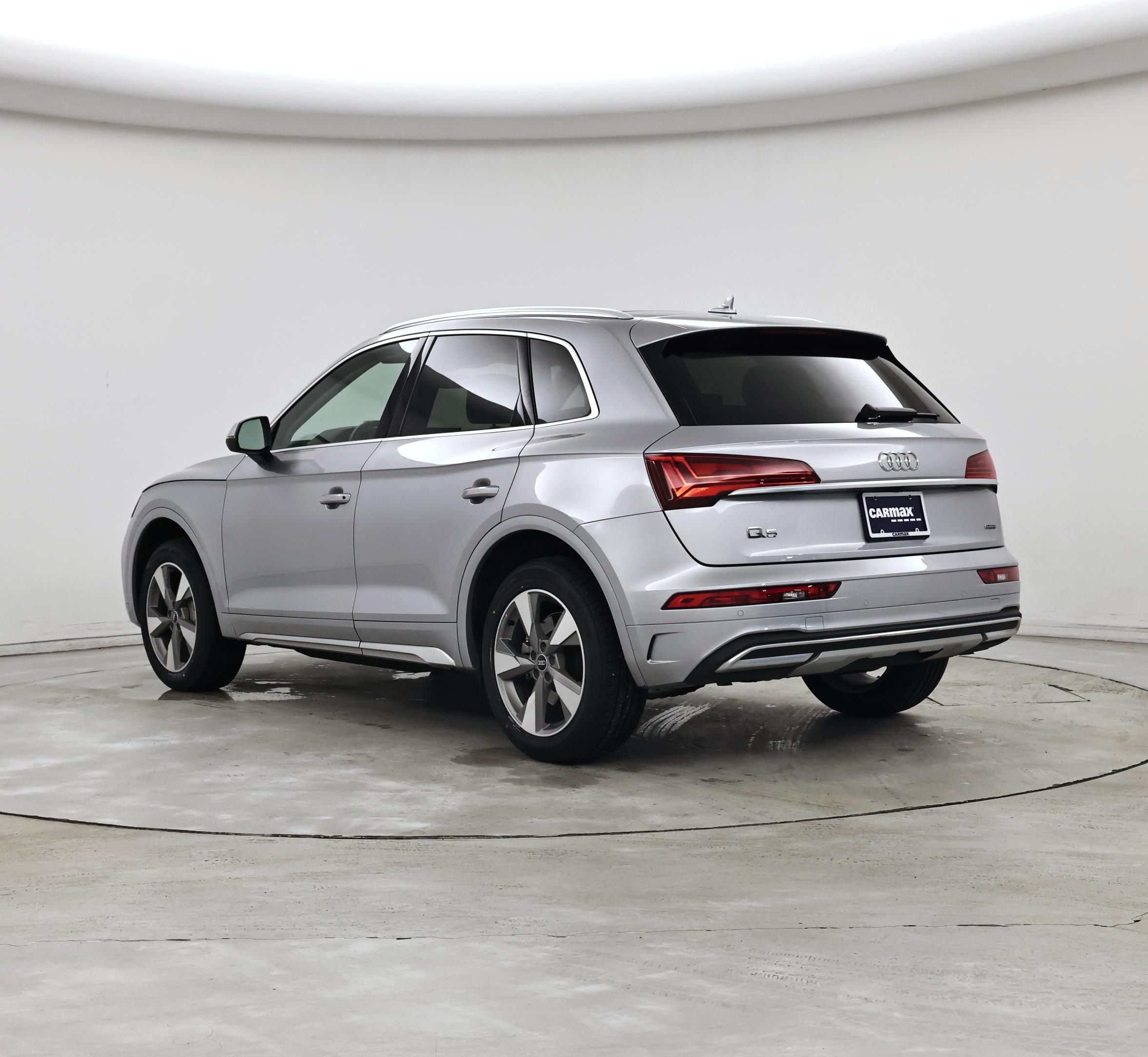 Thumbnail: 2023 Audi Q5 - 2