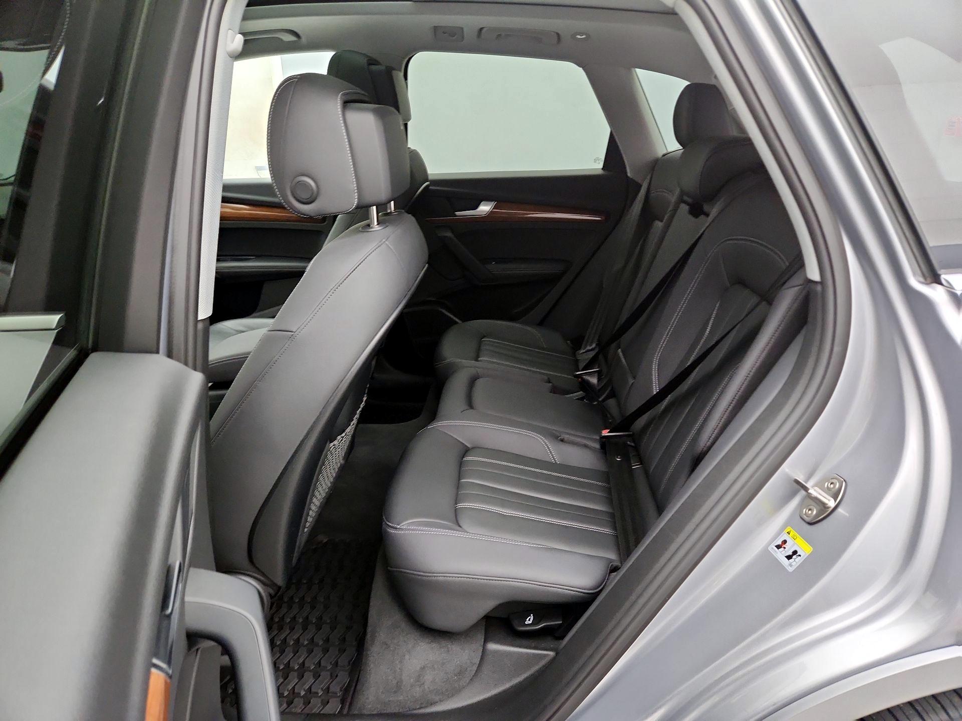 Thumbnail: 2023 Audi Q5 - 20