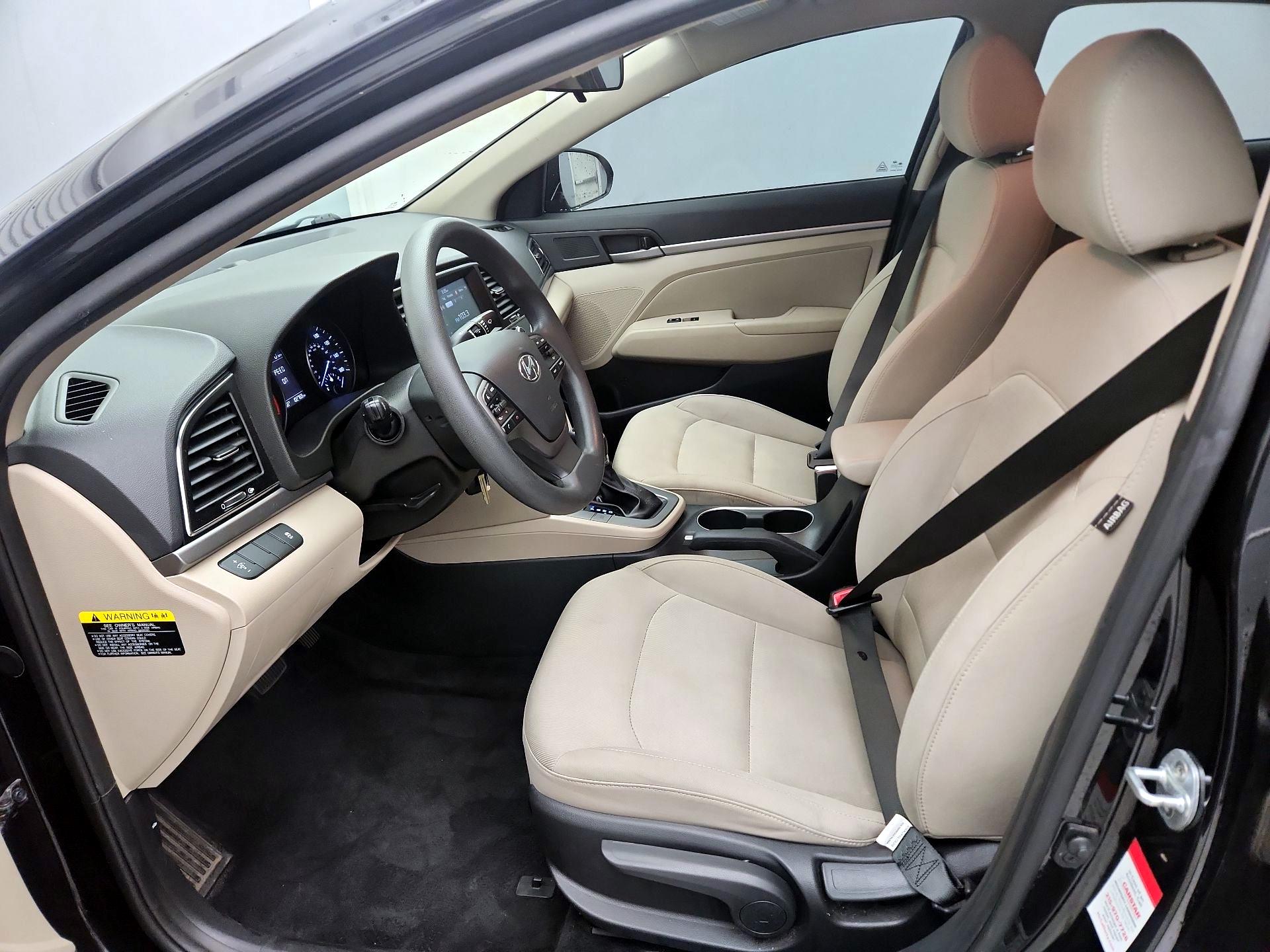 Thumbnail: 2017 Hyundai Elantra - 11