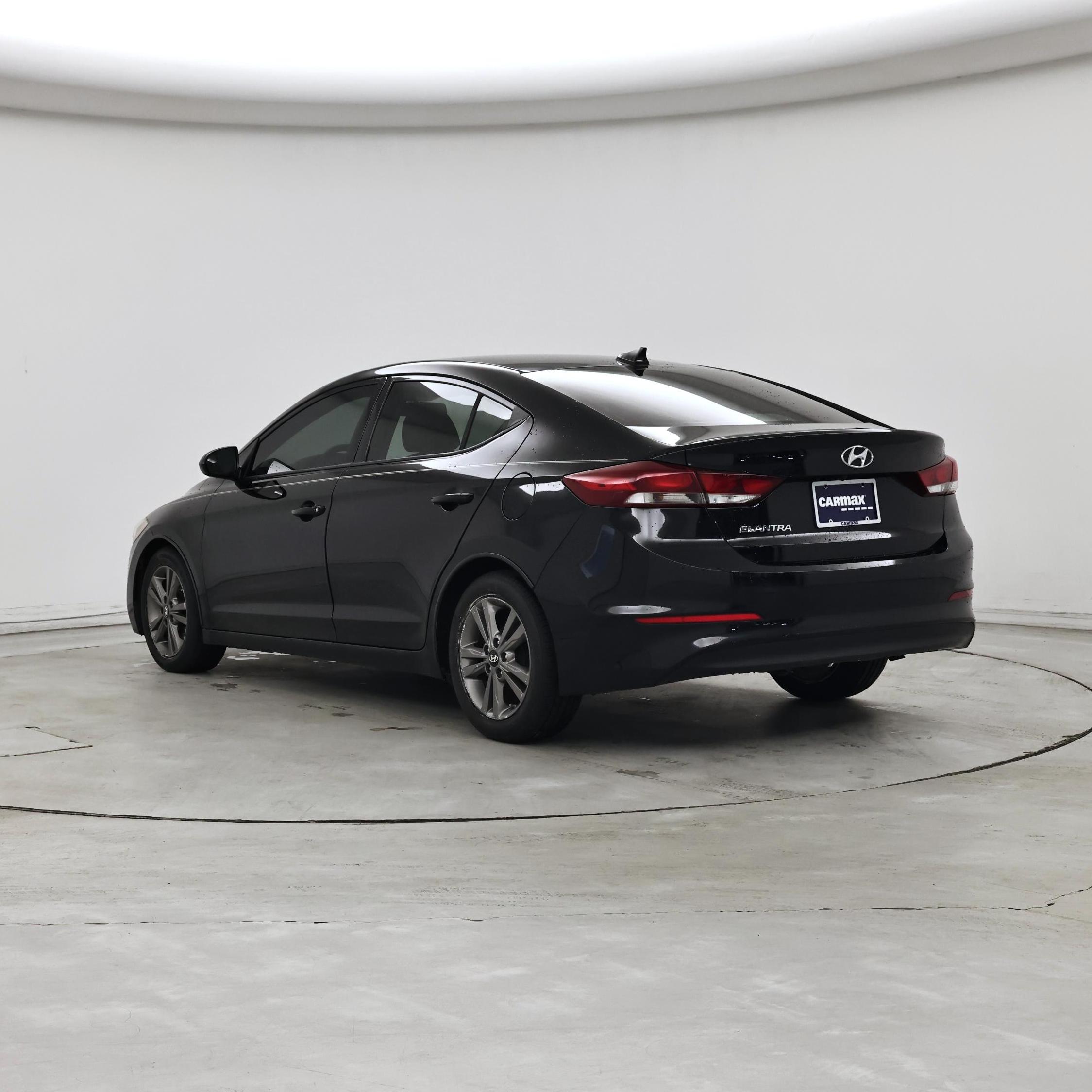 Thumbnail: 2017 Hyundai Elantra - 2