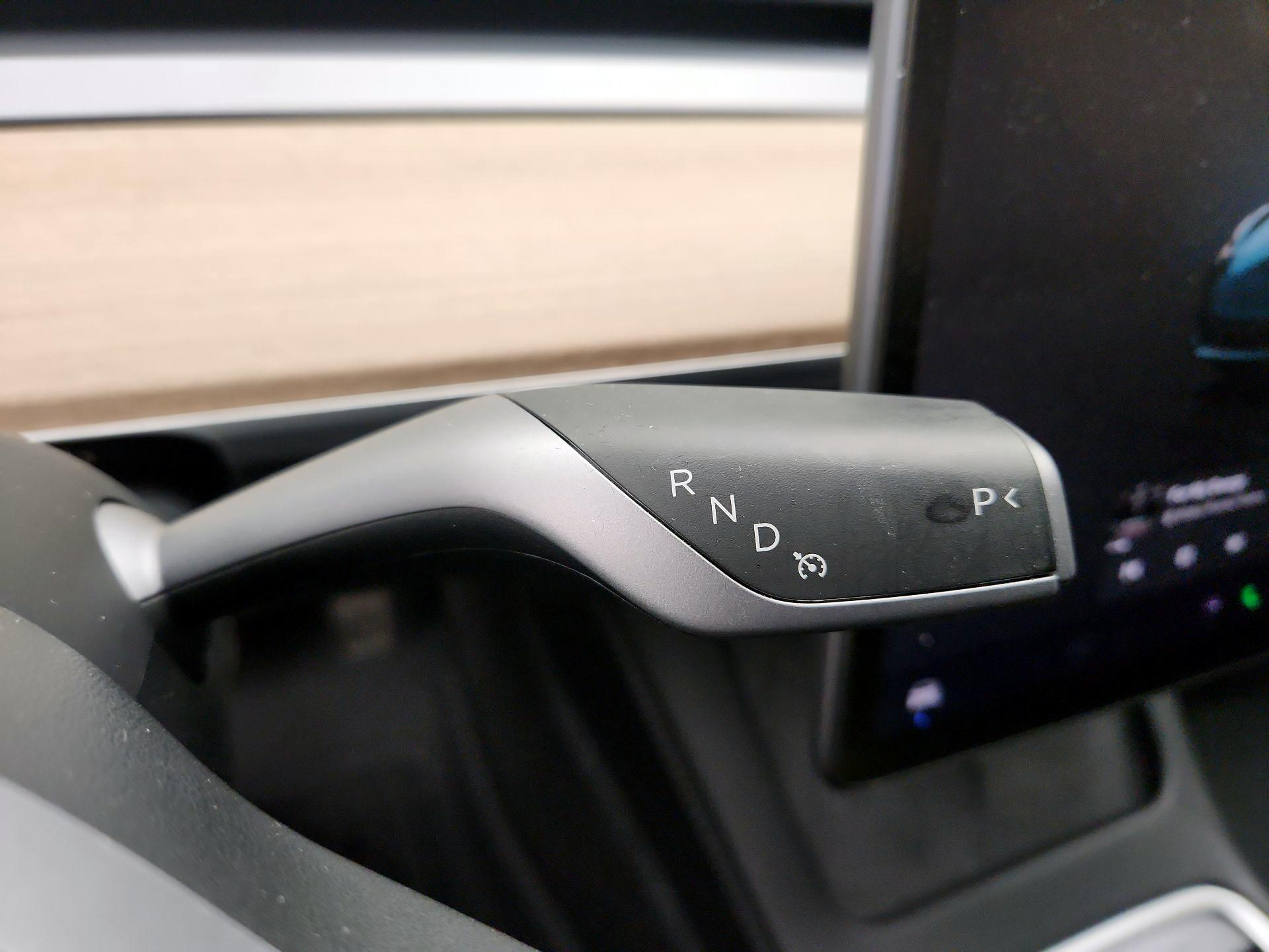Thumbnail: 2023 Tesla Model 3 - 17